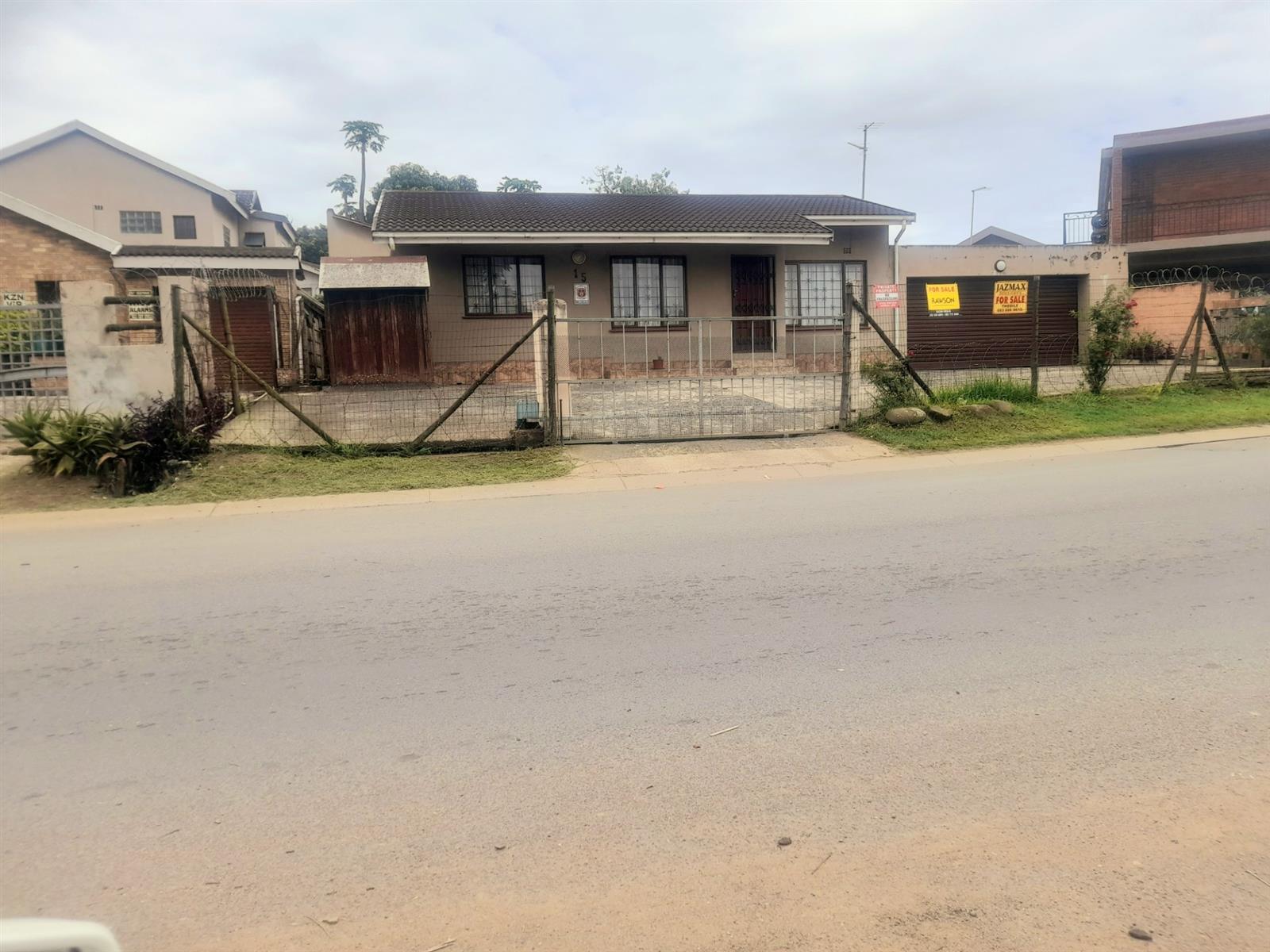 House For Sale in Parkgate, Verulam, KwaZulu Natal