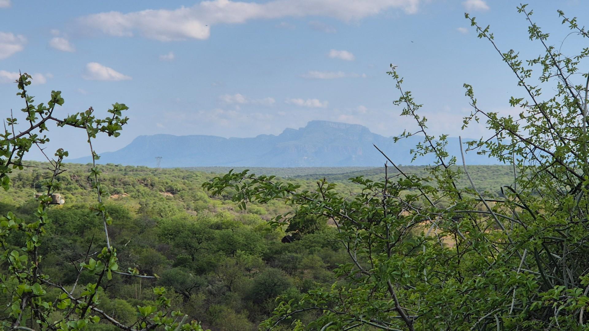 Stunning 14ha plot bordering the Olifants River with 200m river front for sale in Mica, Hoedspruit