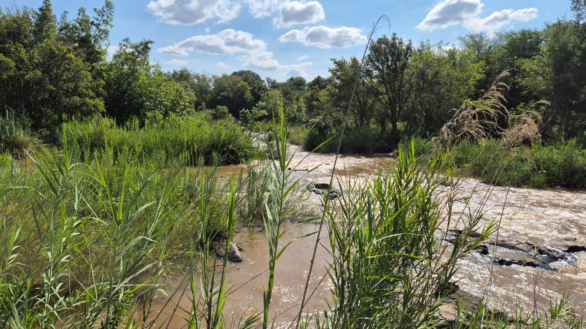 Stunning 14ha plot bordering the Olifants River with 200m river front for sale in Mica, Hoedspruit