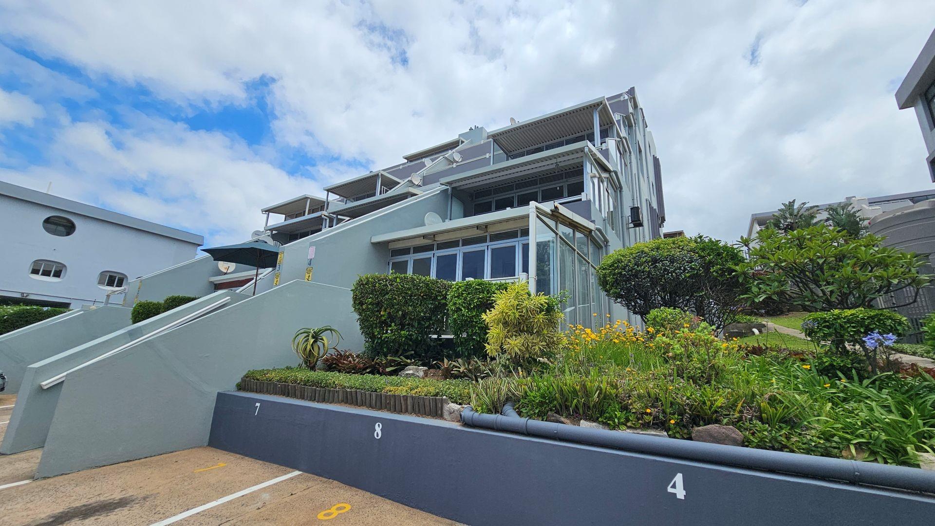 Picturesque Semi Furnished Apartment For Sale in Manaba Beach, Margate, KwaZulu Natal