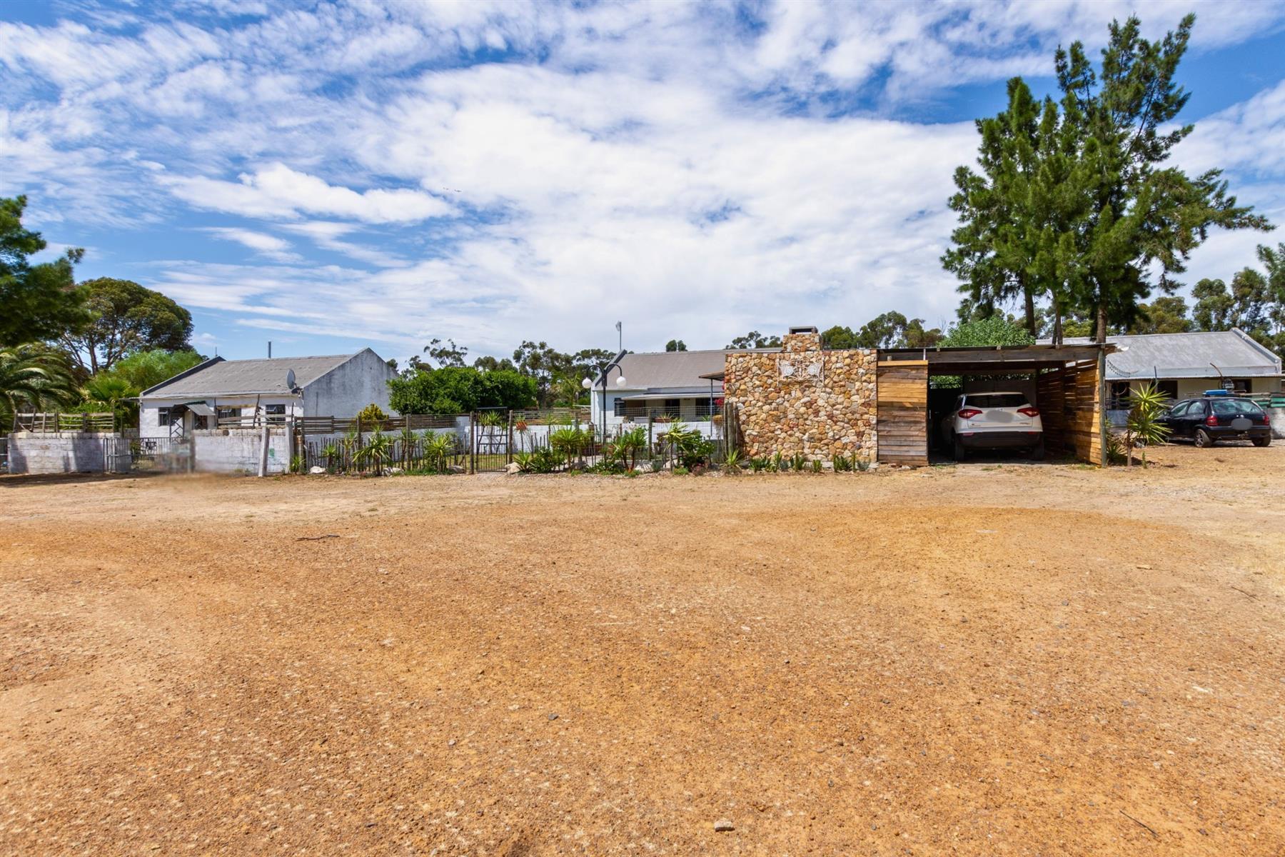 PRICE REDUCED - 12.5 Ha Income property, 2 Main Houses, 3 Cottages, Office and Historic Farmstall