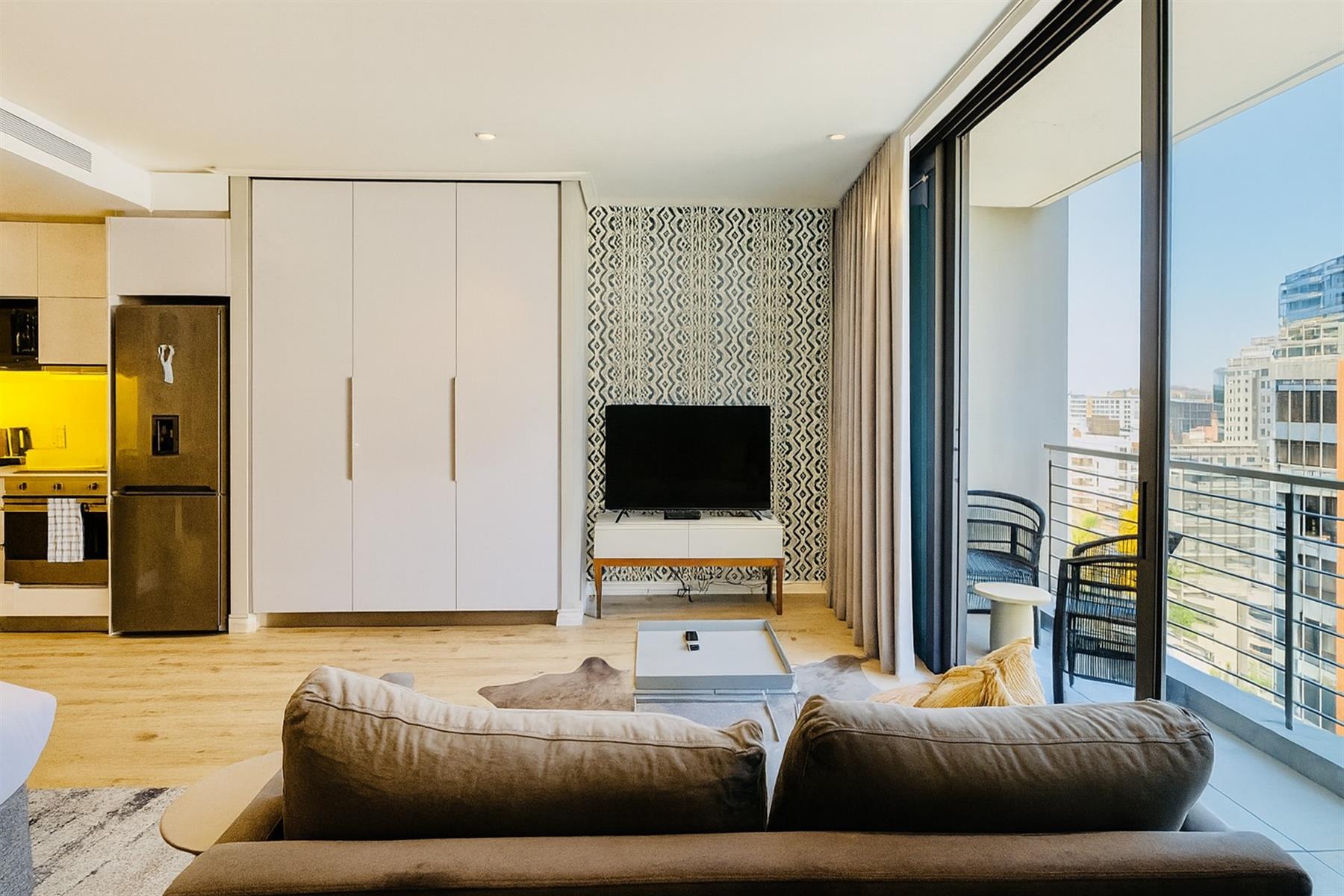 Apartment For Sale in Cape Town City Centre, Cape Town