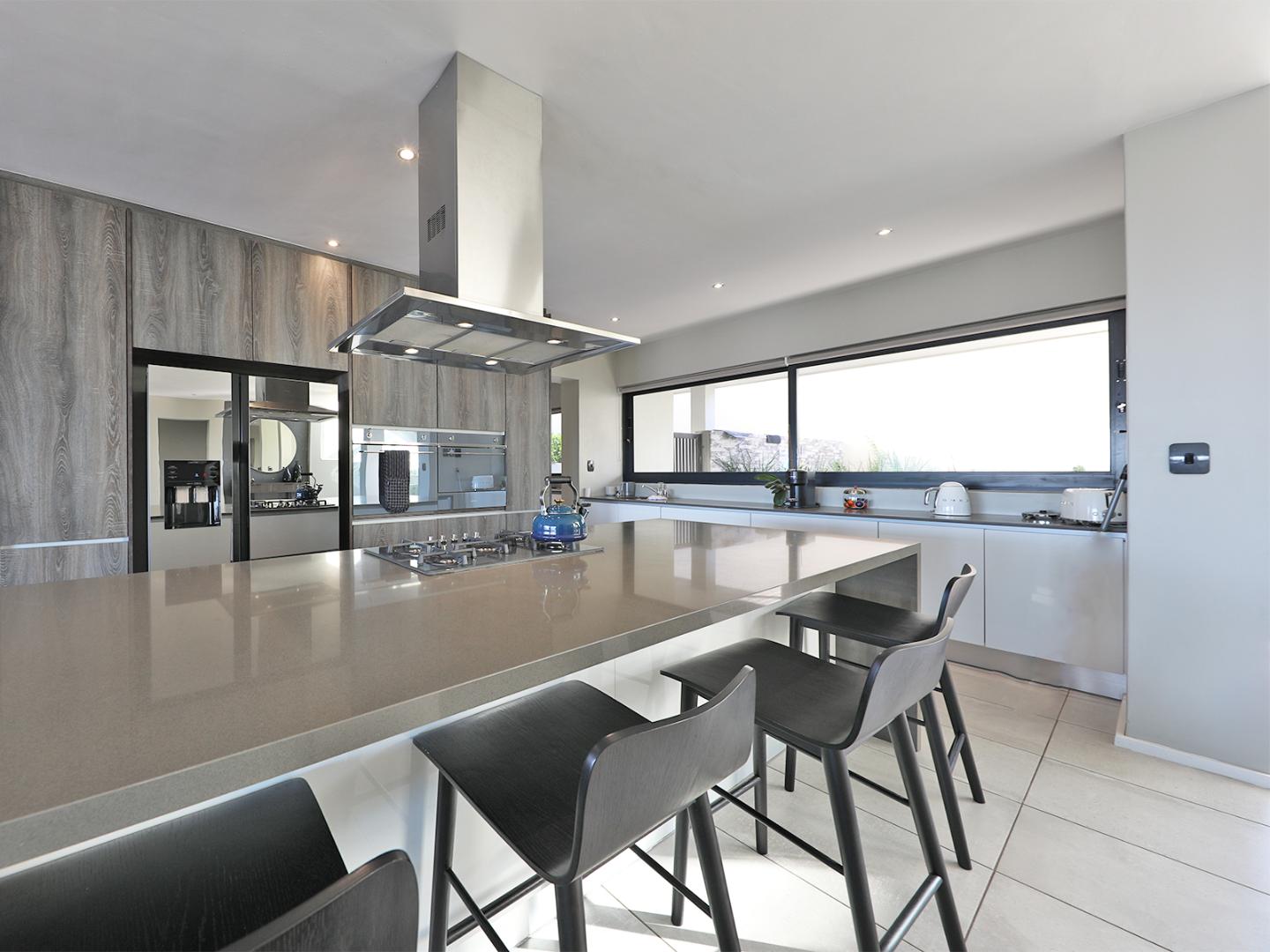 4 Bedroom House For Sale in Baronetcy Estate, Parow