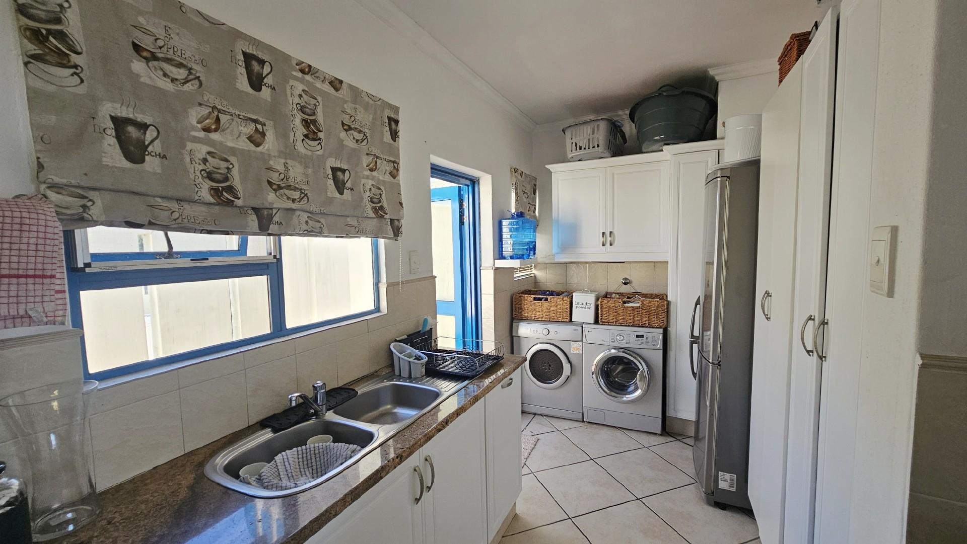 Breathtaking Penthouse For Sale in Uvongo Beach, Margate, KwaZulu Natal