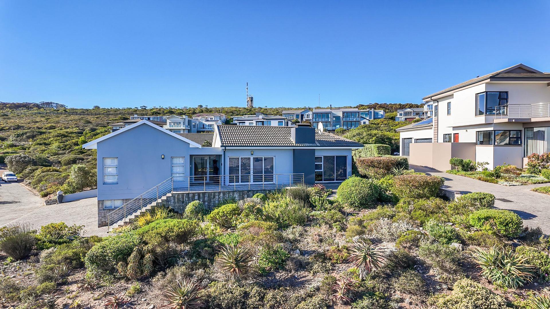 4 Bedroom Family House or Guest House Opportunity!