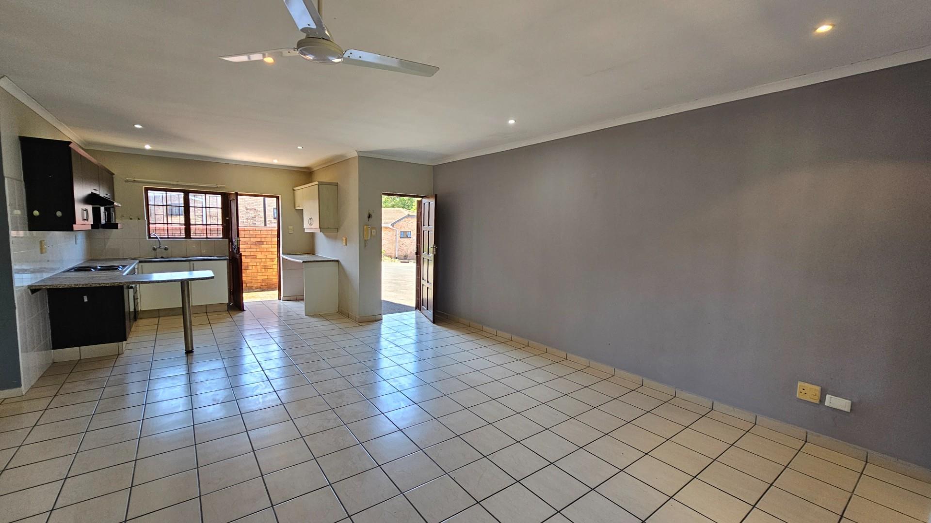 Unit For Sale in Margate, KwaZulu Natal