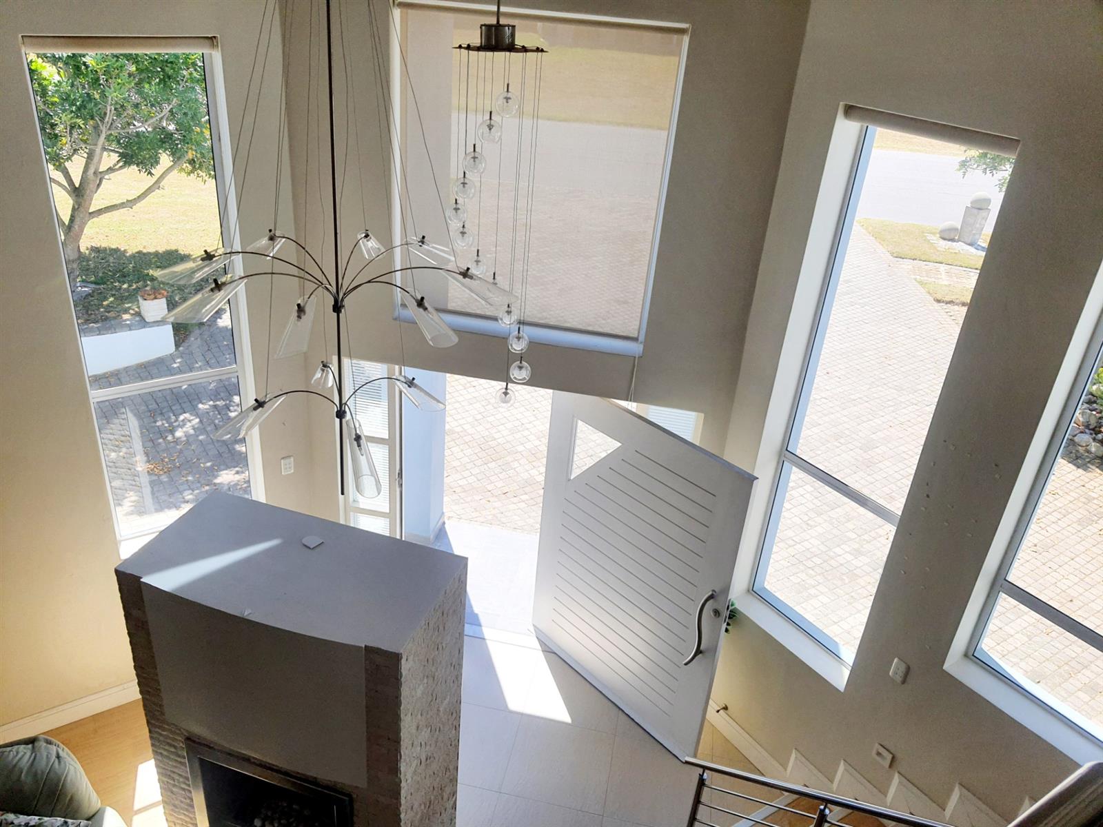 A Light-Filled Coastal Haven Where Space, Style and Comfort Come Together