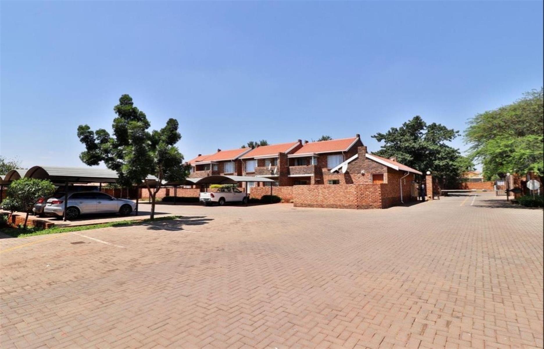 GREAT INVESTMENT AND IDEAL TO RAISE YOUR FAMILY
