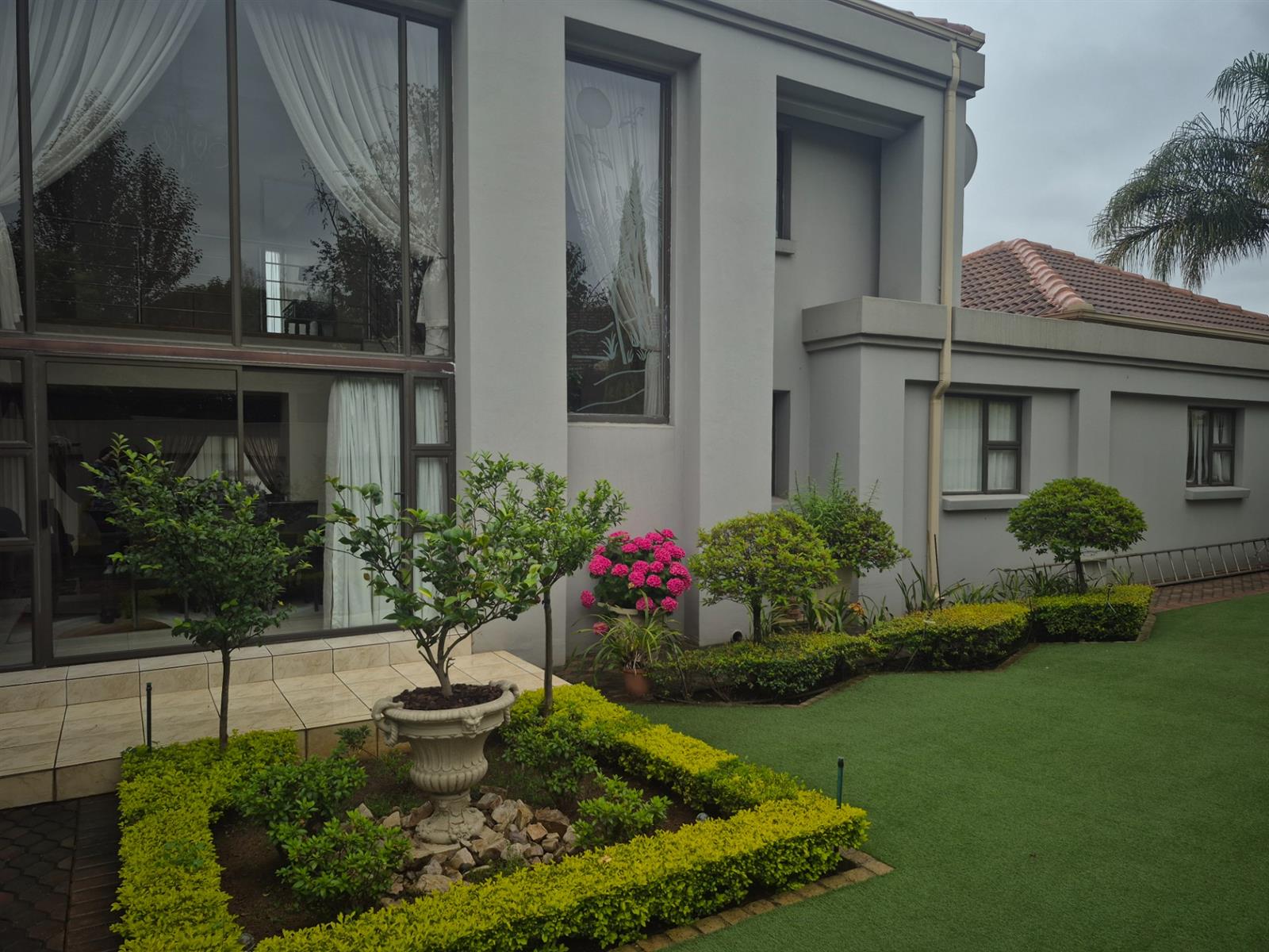 Exquisite 4-Bedroom Home for Sale in Midlands Estate