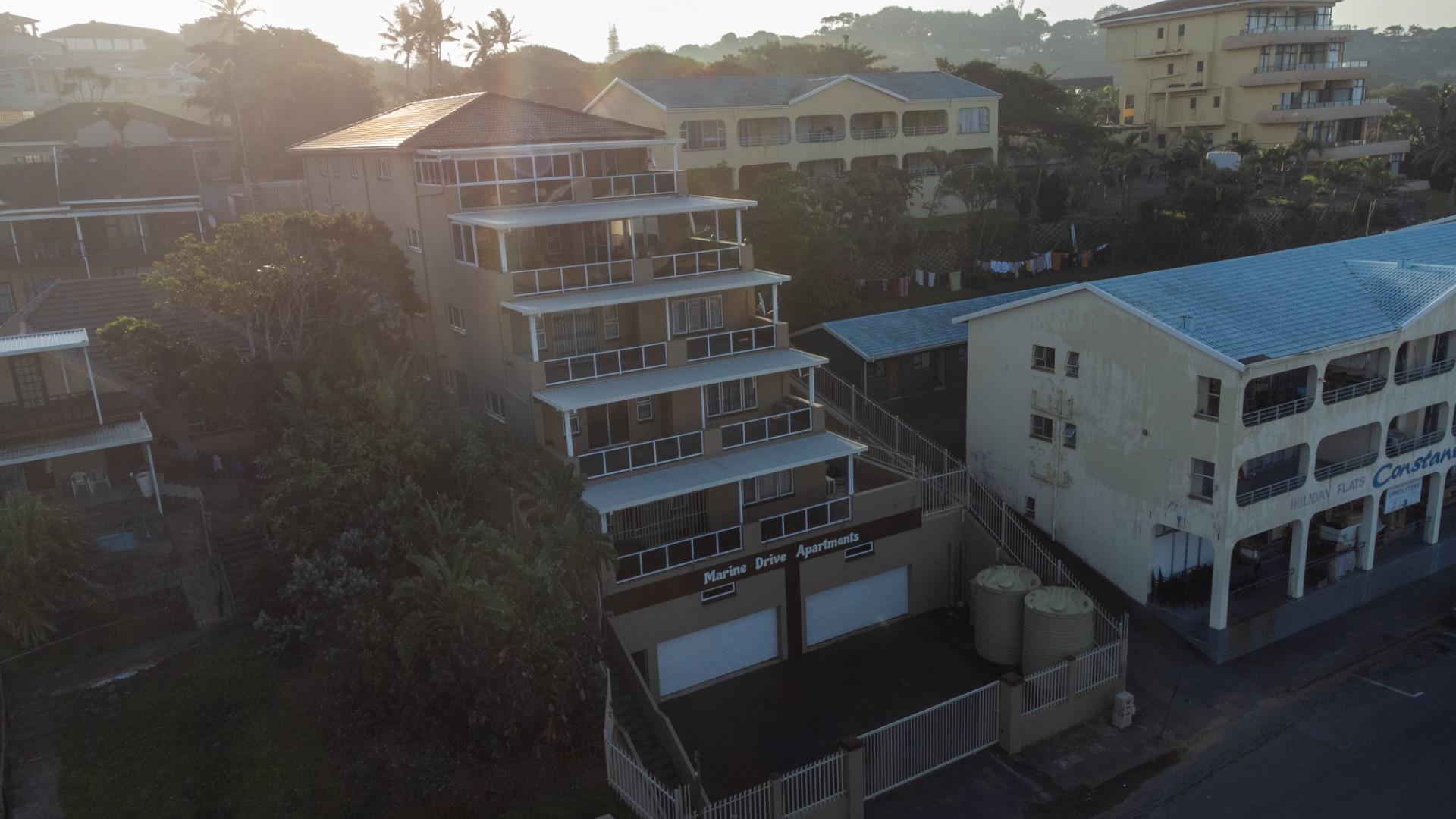 Expansive Coastal Living - 4 Bedroom Residence with Private Pool