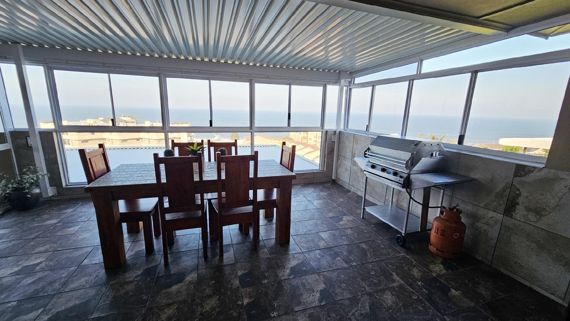 Very Spacious 4 bedroom Apartment with beautiful sea views, for sale in Margate, KwaZulu Natal