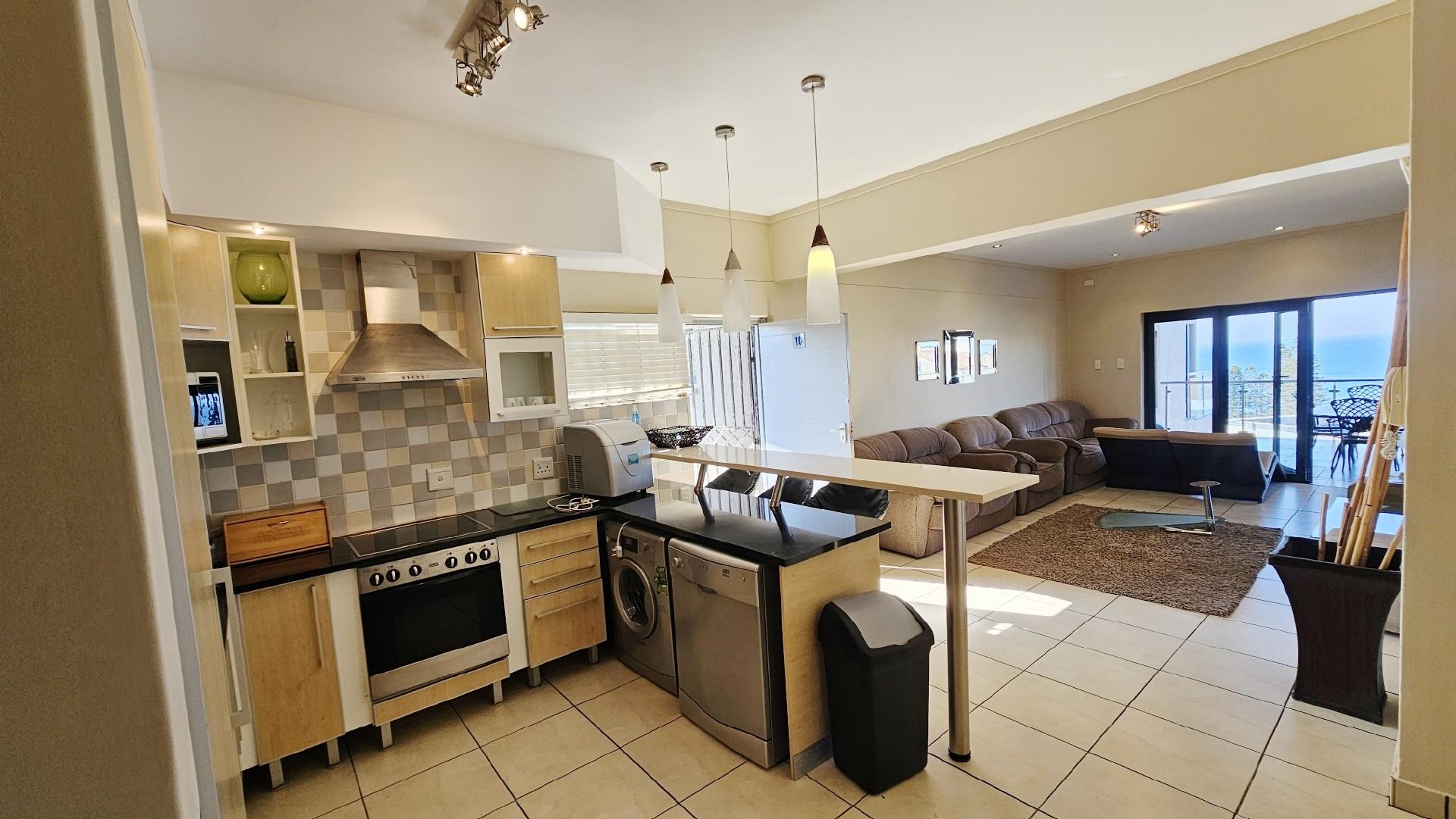 3 bedroom, 2 bathroom Beachfront Apartment For Sale in Margate, KwaZulu Natal