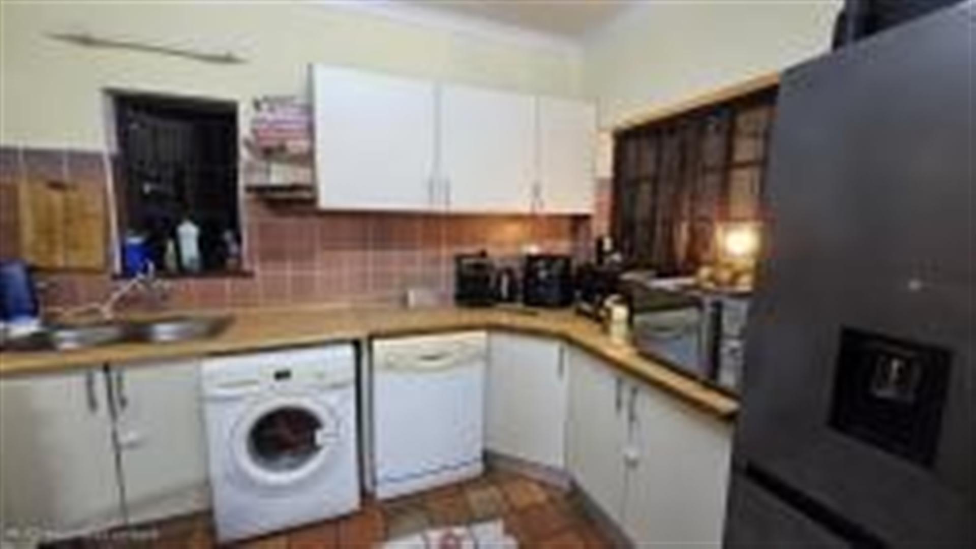 2 bedroom Townhouse For Sale in Margate, KwaZulu Natal