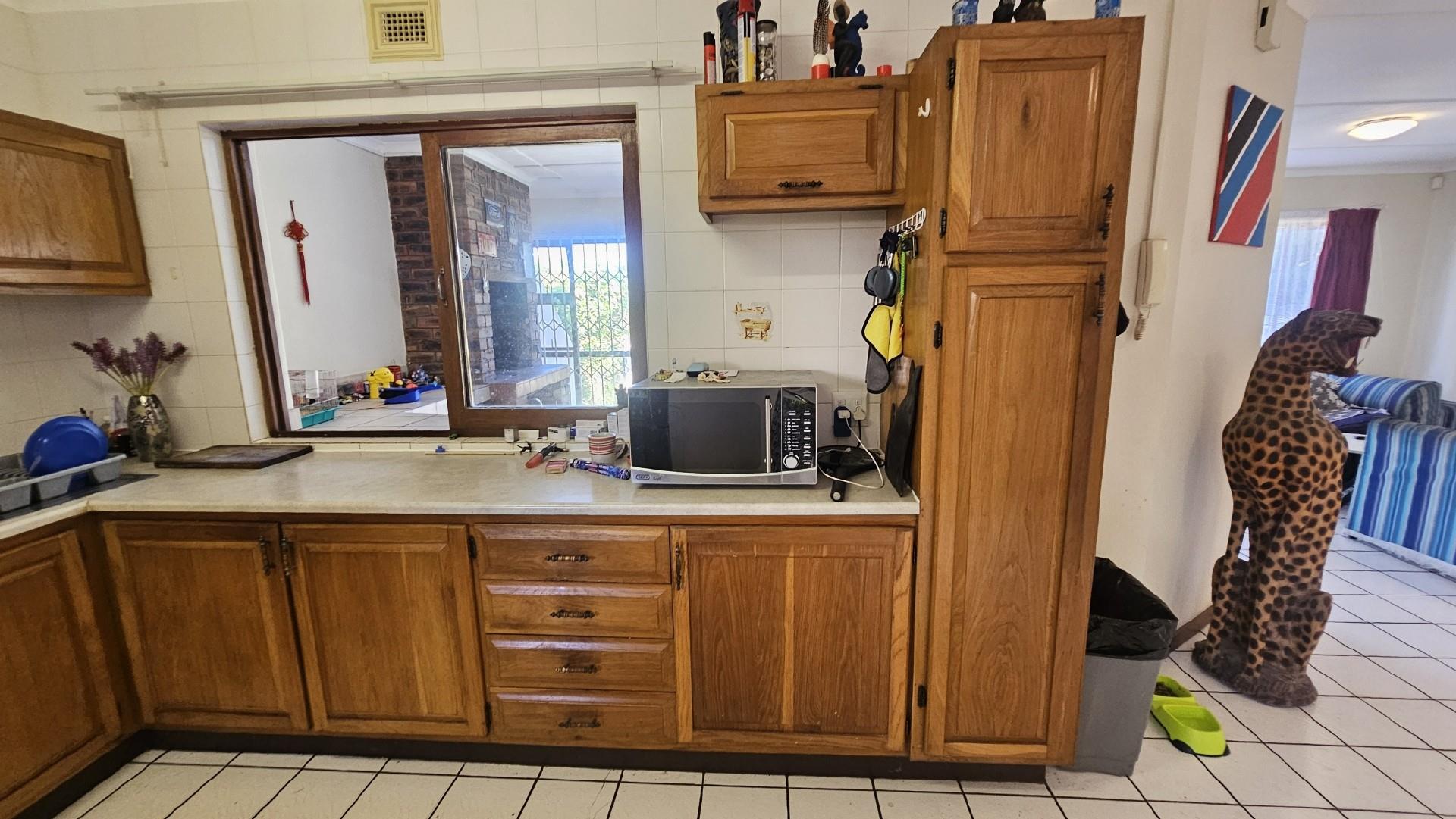 3 Bedroom Apartment For Sale in Margate, KwaZulu Natal