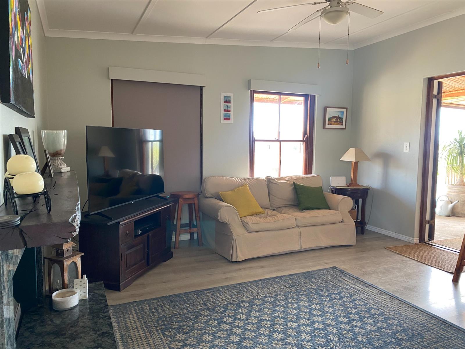 Hancke Street Home with Plunge Pool and Mountain Views 5