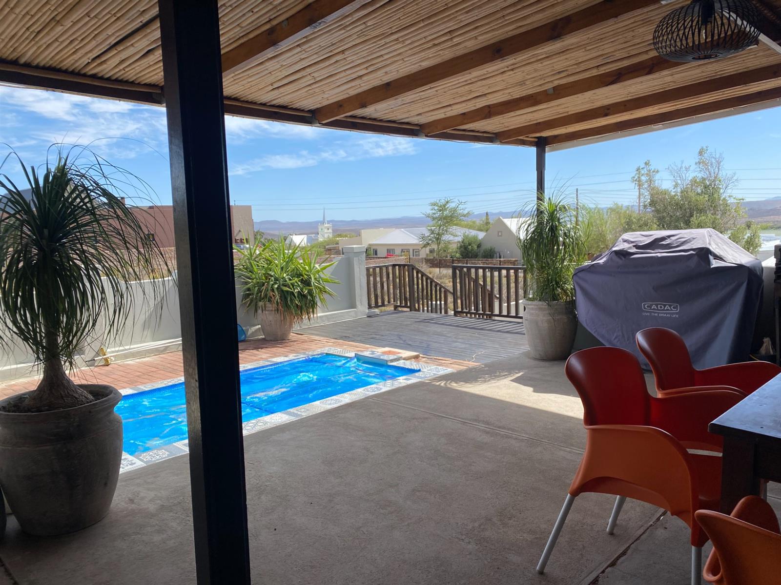 Charming 3-Bedroom Home with Mountain Views