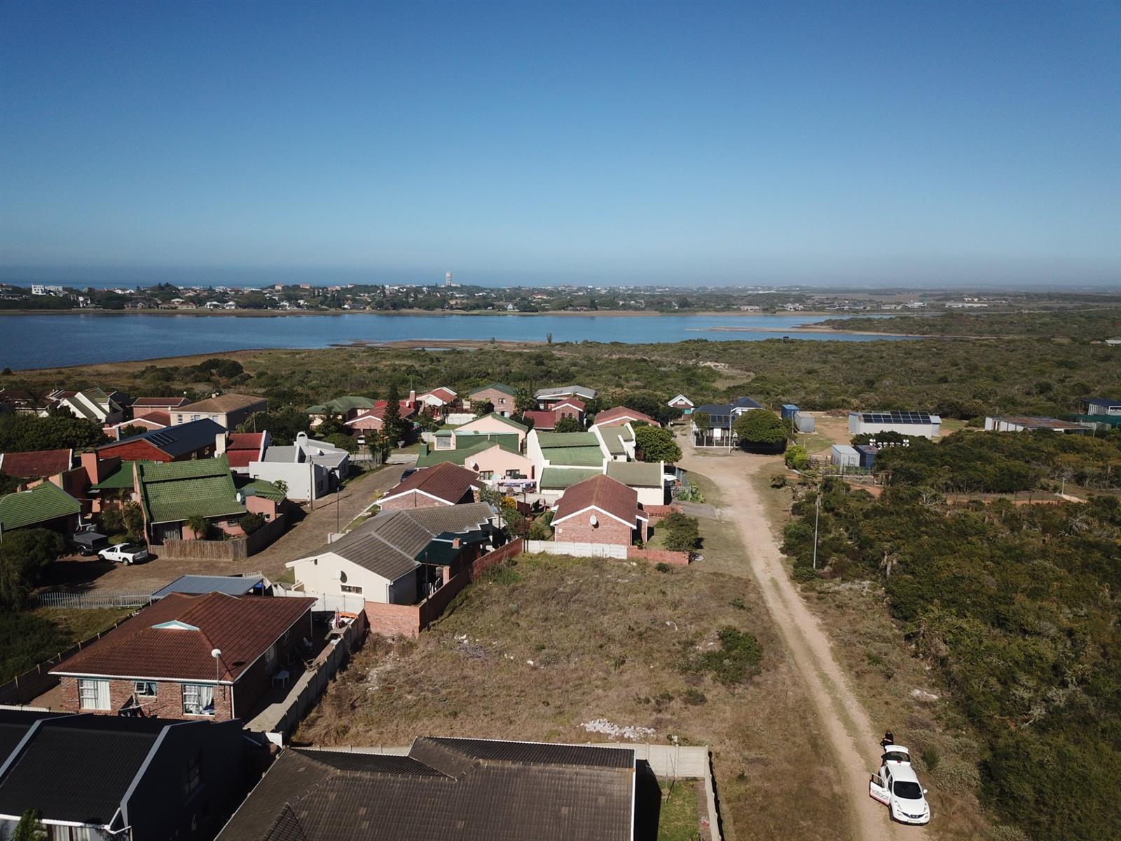 Affordable Coastal Opportunity - Level 306sqm Stand in Quiet Aston Bay