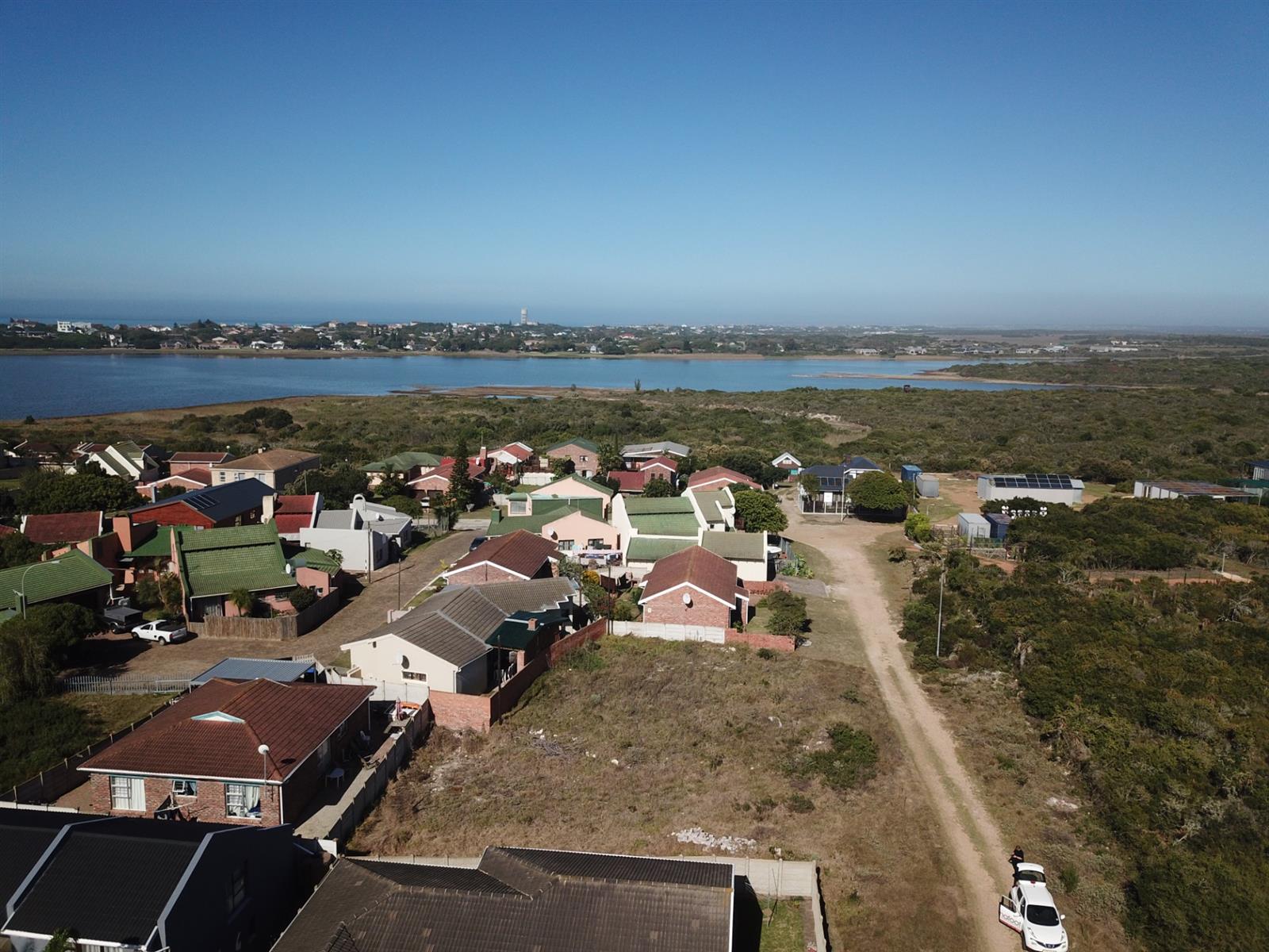 Affordable Coastal Opportunity - Level 306sqm Stand in Quiet Aston Bay