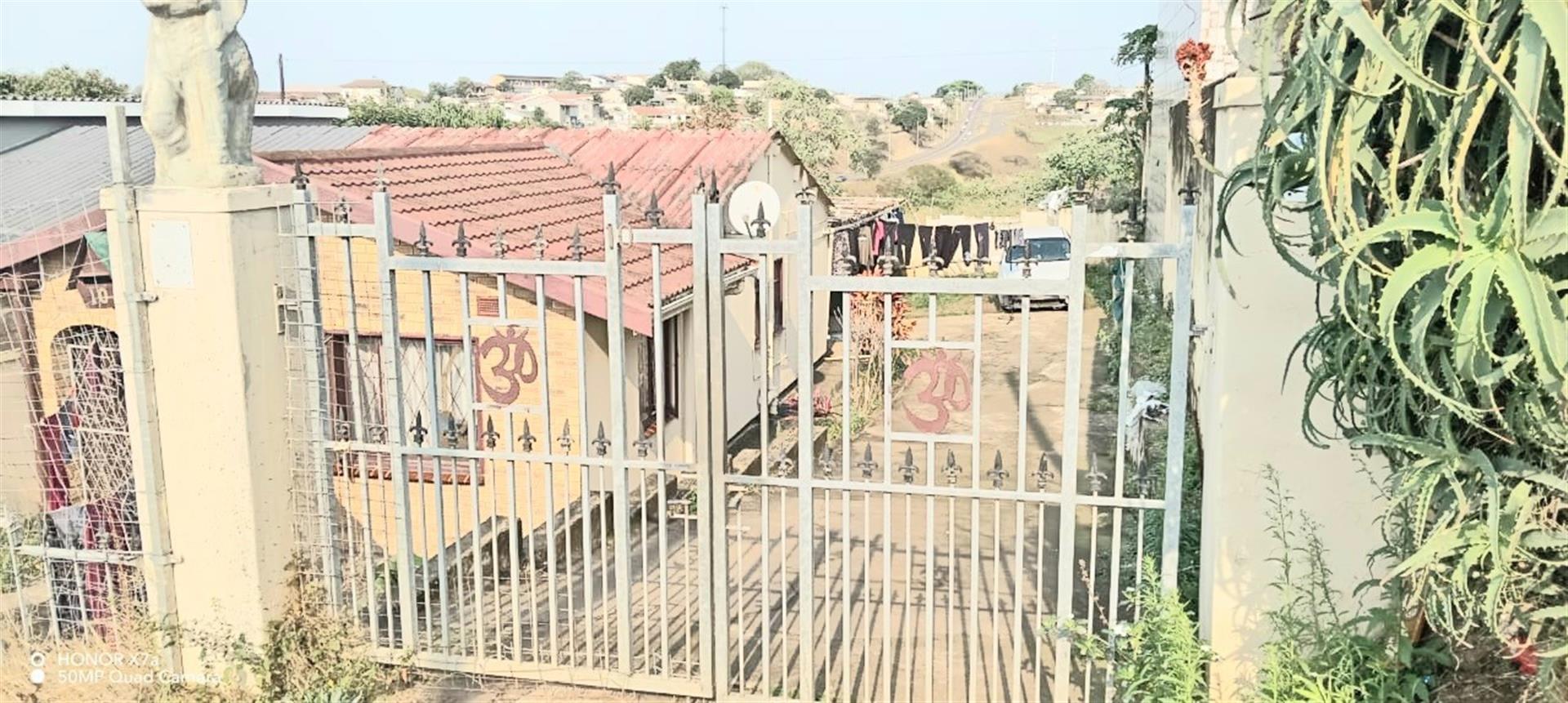 2 Bedroom House for Sale in Trenance Manor, Phoenix, KwaZulu Natal