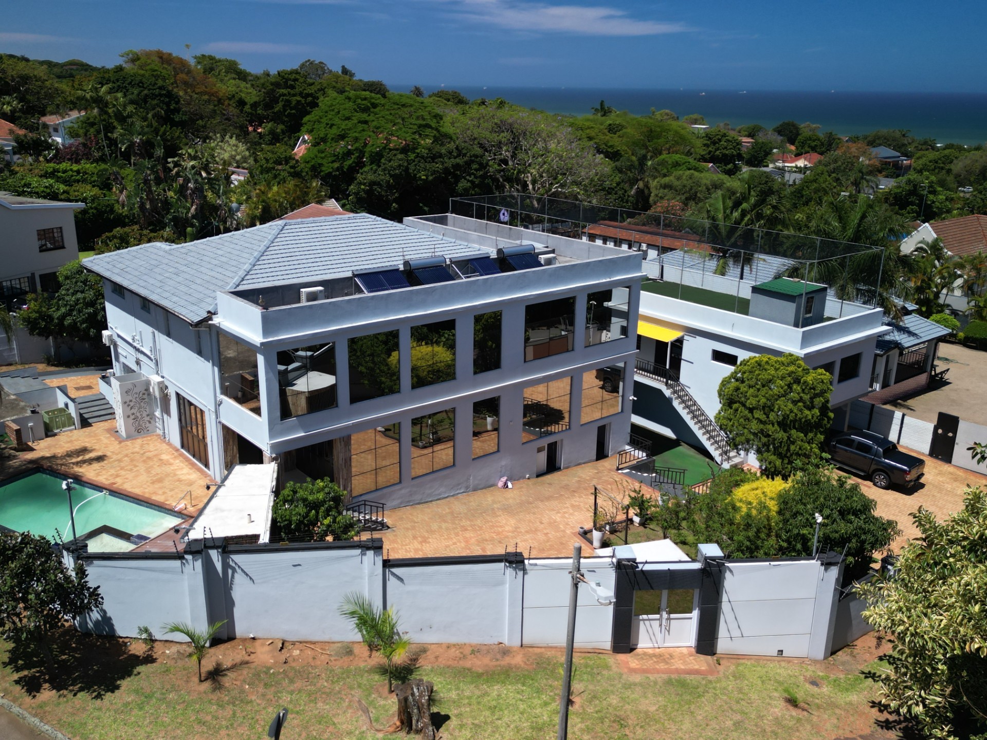 7 Bedroom Double-Story Mansion in Durban North, Durban, KwaZulu Natal