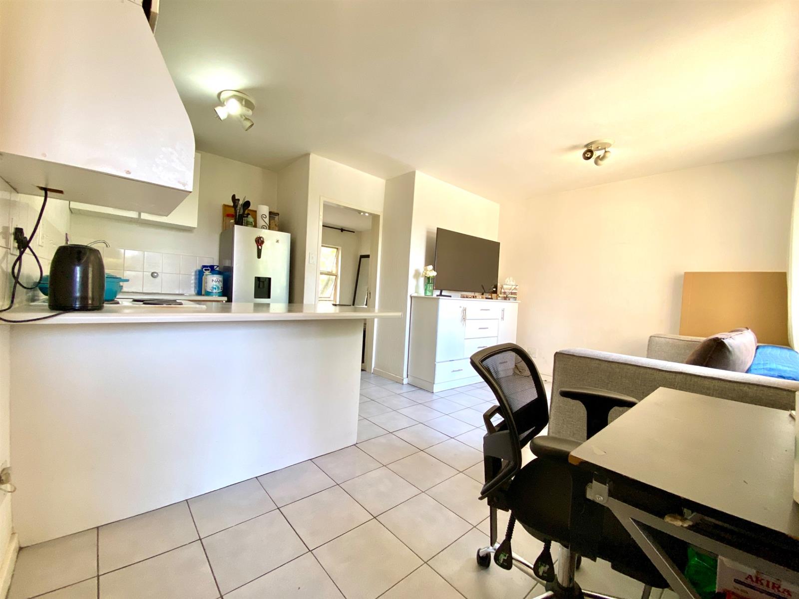 1 Bed Apartment For Sale in Bryanston