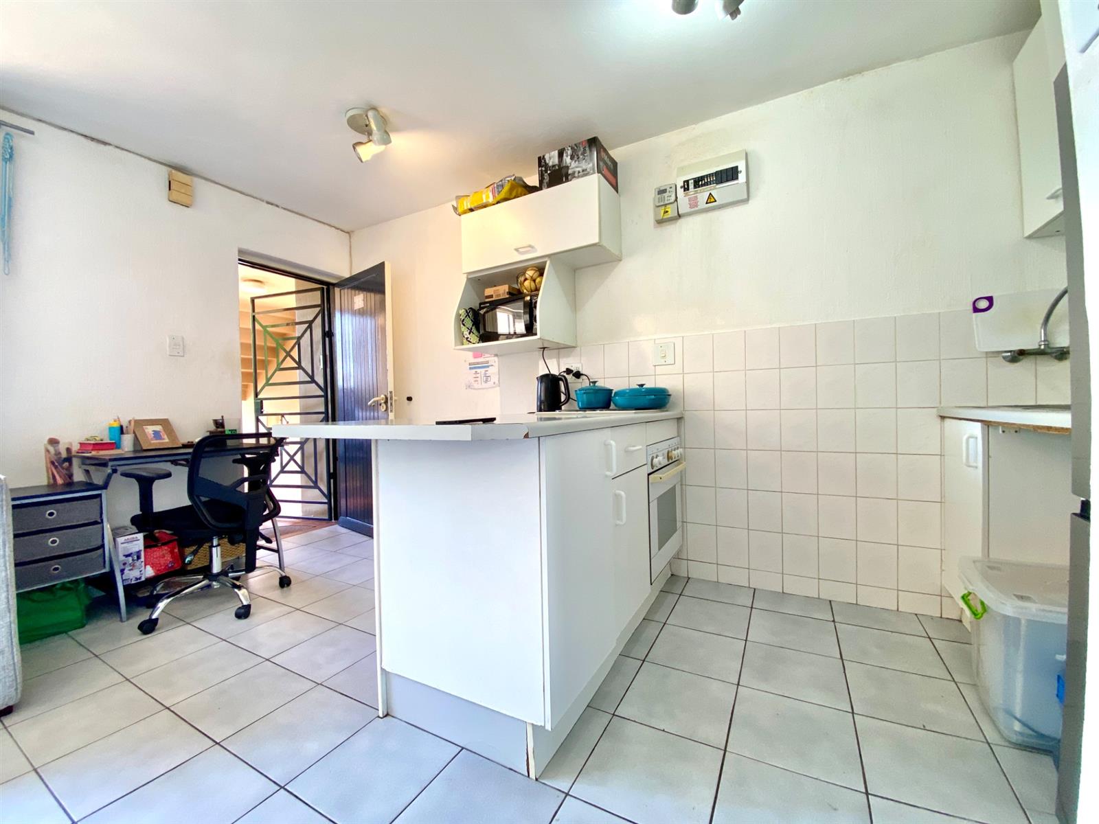 1 Bed Apartment For Sale in Bryanston