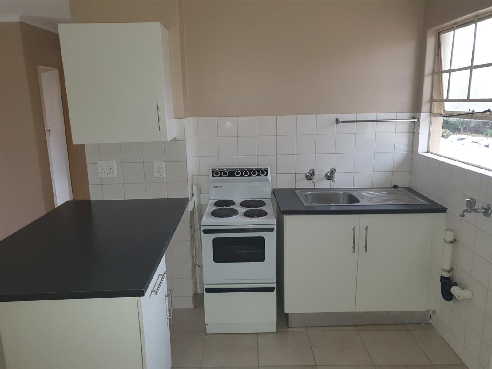 For sale no loadshedding area 2 bedroom 1 bathroom 1 covered parking in 24 h security complex