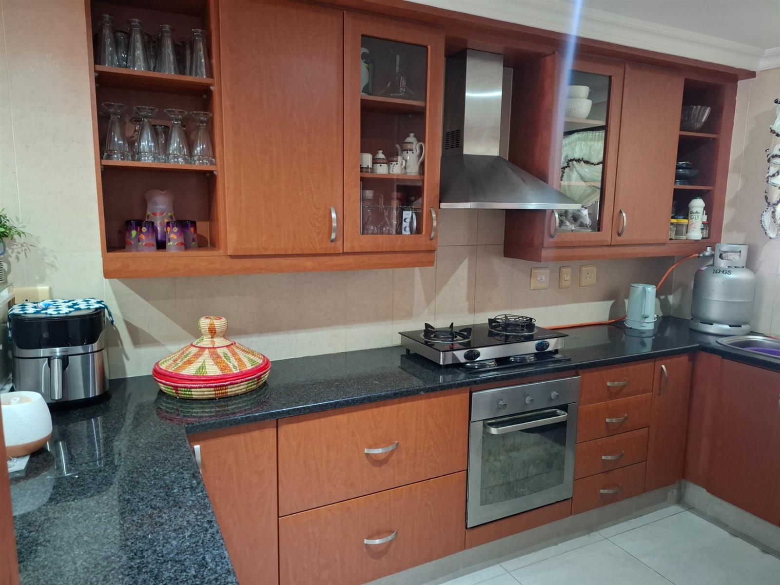 Apartment For Sale in Port Shepstone Central, Port Shepstone, KwaZulu Natal