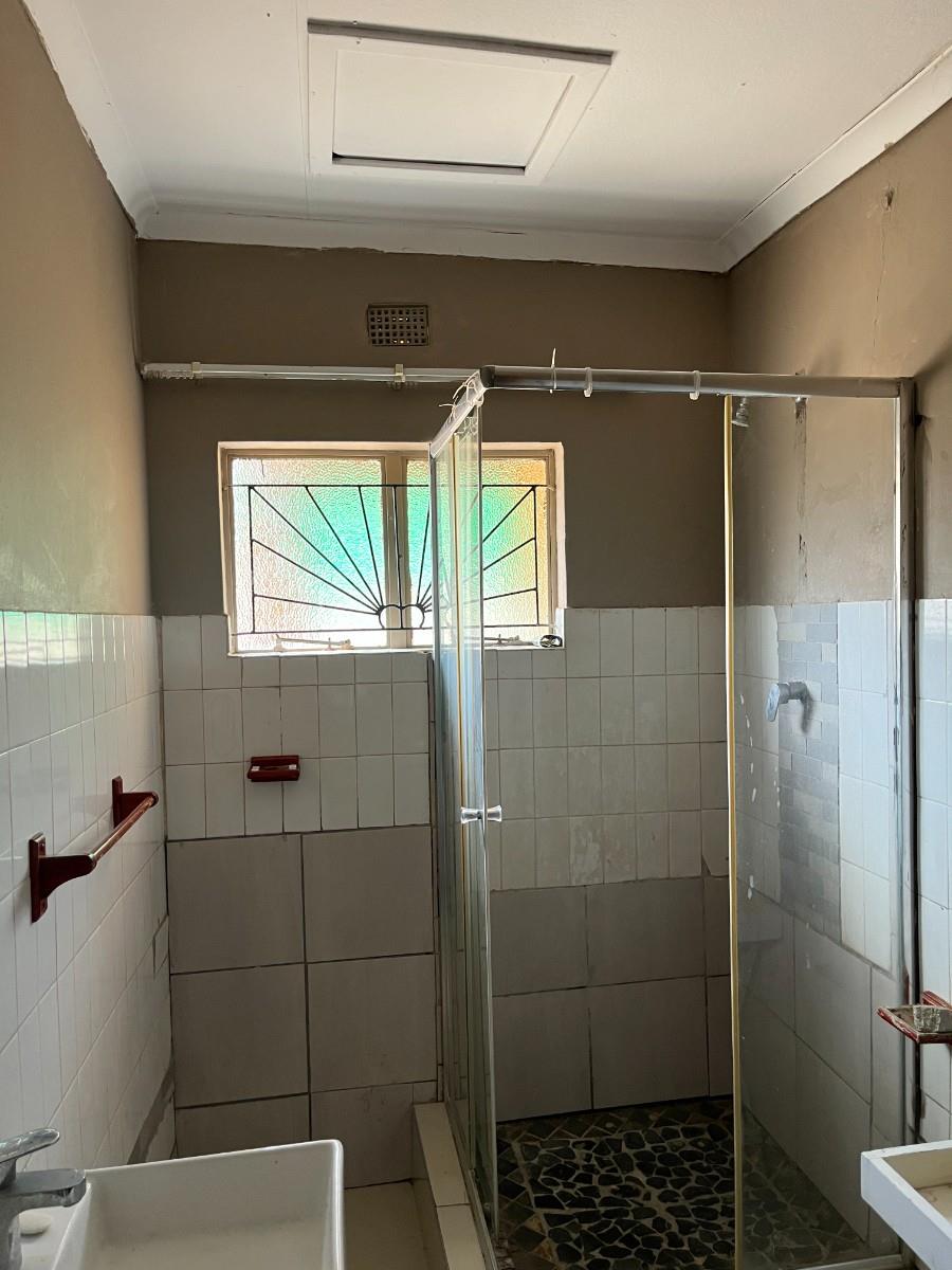 3 Bedroom House To Rent in Seshego-B