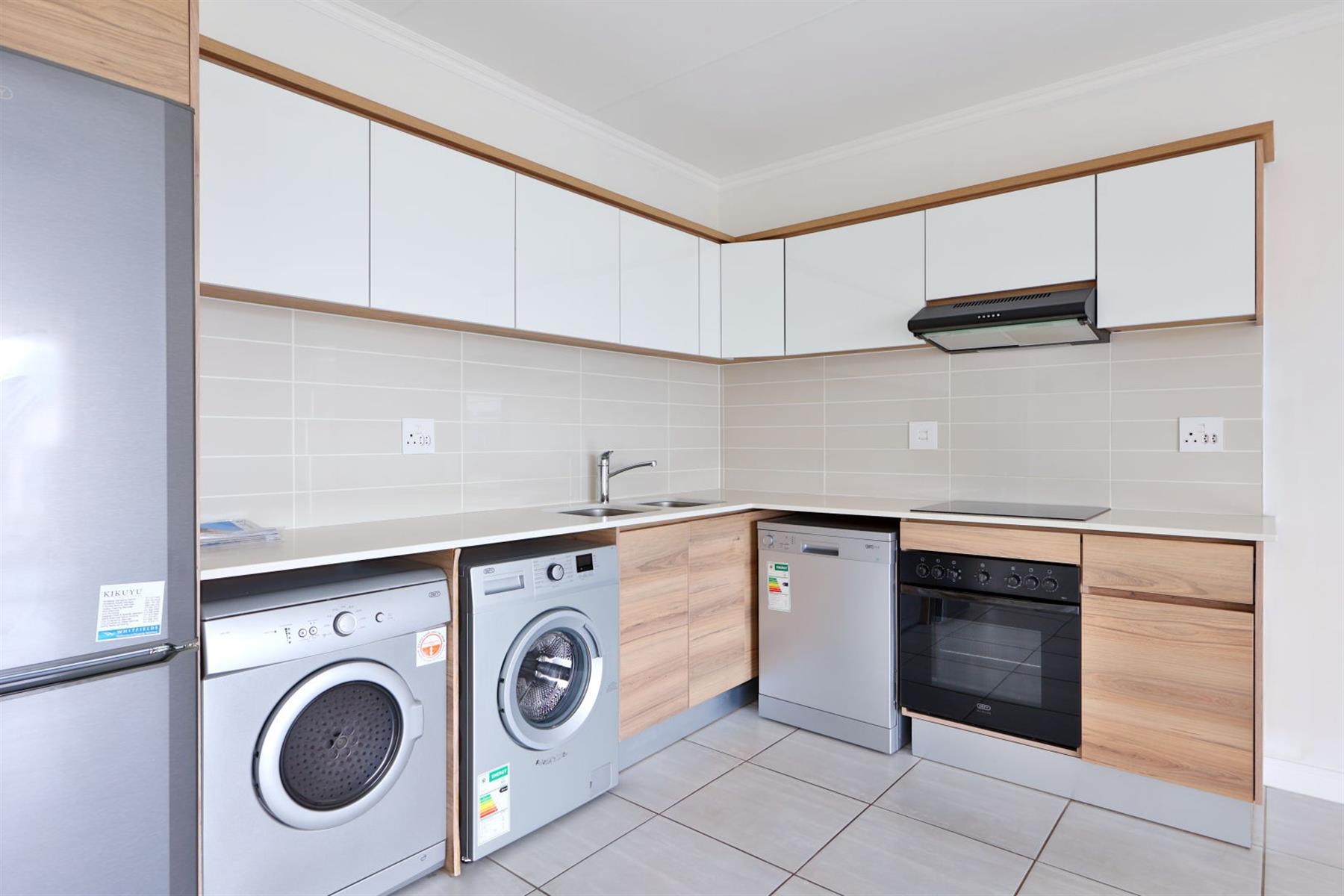 Apartment for rent in Waterfall, Midrand