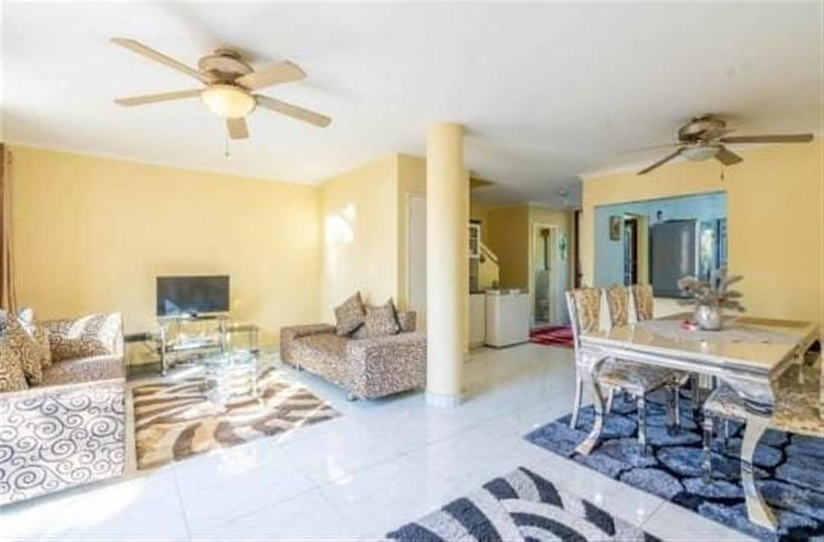 TOWNHOUSE For Sale in Morningside, Durban, KwaZulu Natal