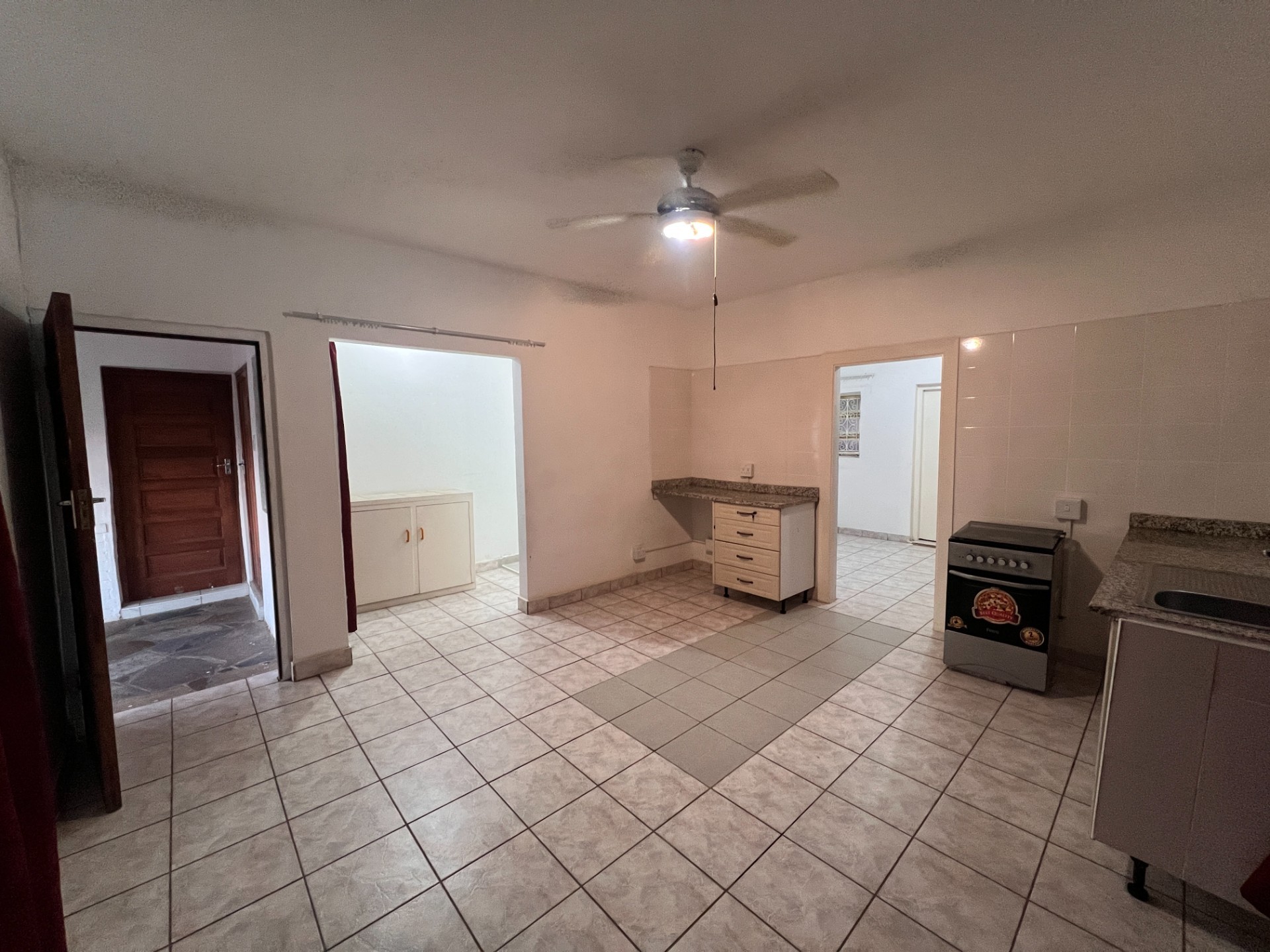 1 Bedroom Apartment To Rent in Umbilo, Durban, KwaZulu-Natal