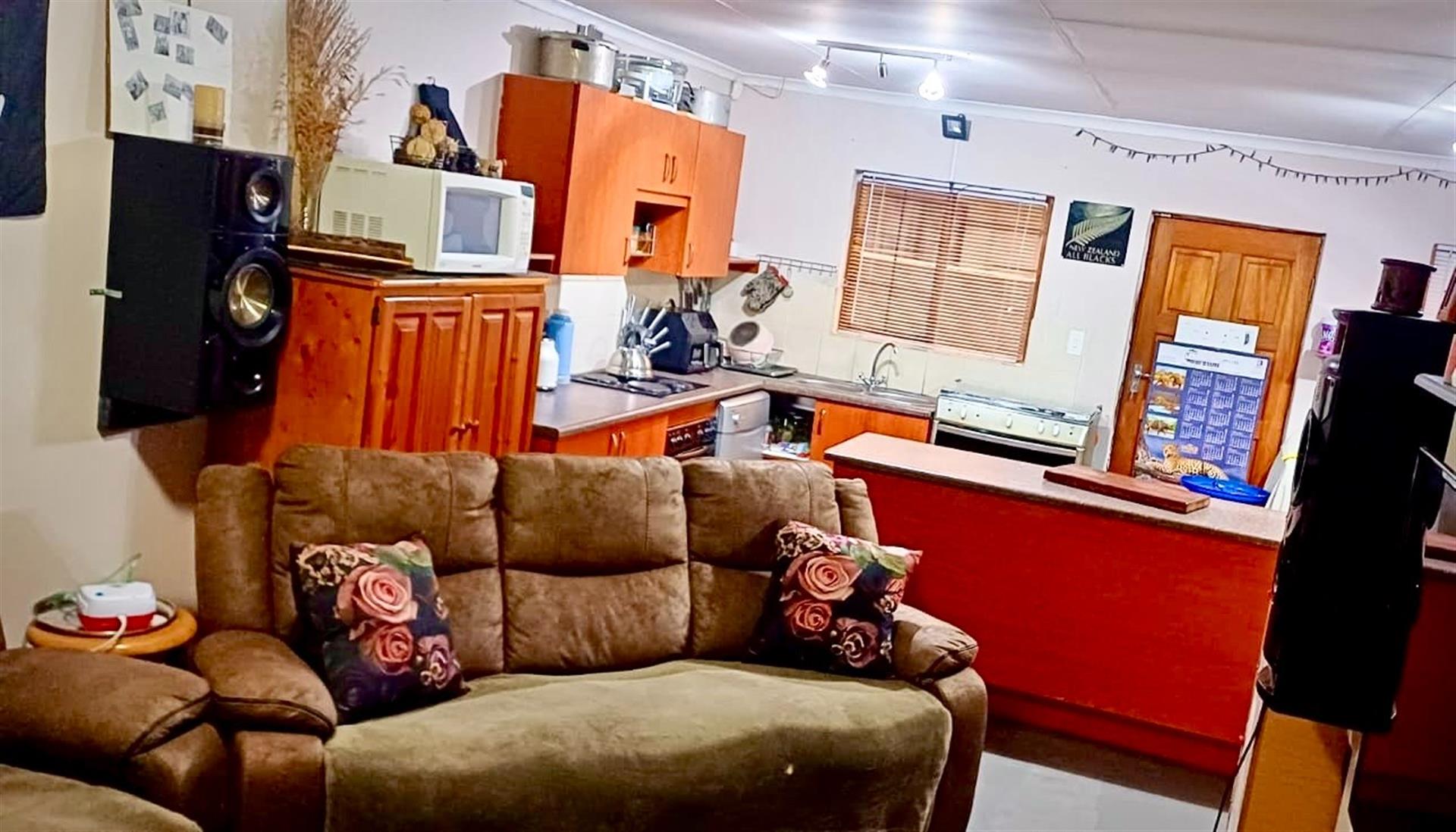 Reduced price - Cozy townhouse for sale - Vaalpark
