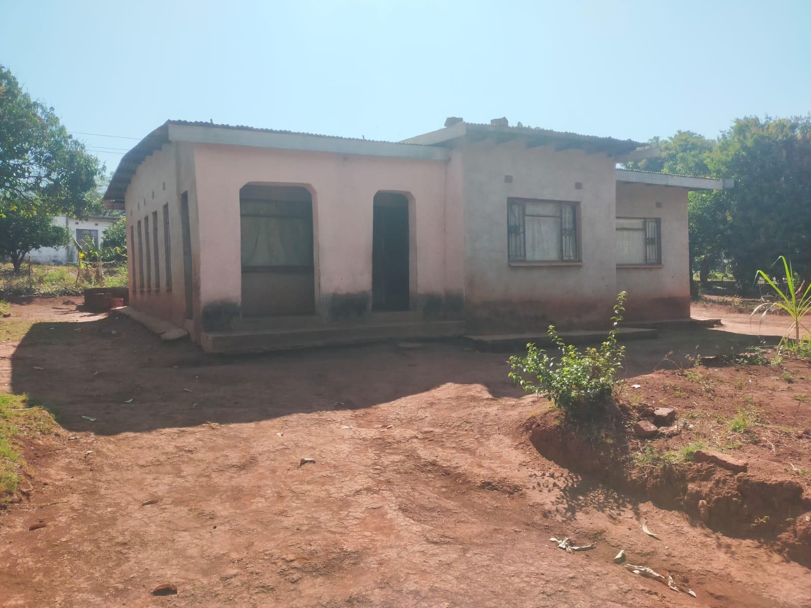 House for sale in Thohoyandou Rural, Thohoyandou, 2000 m²