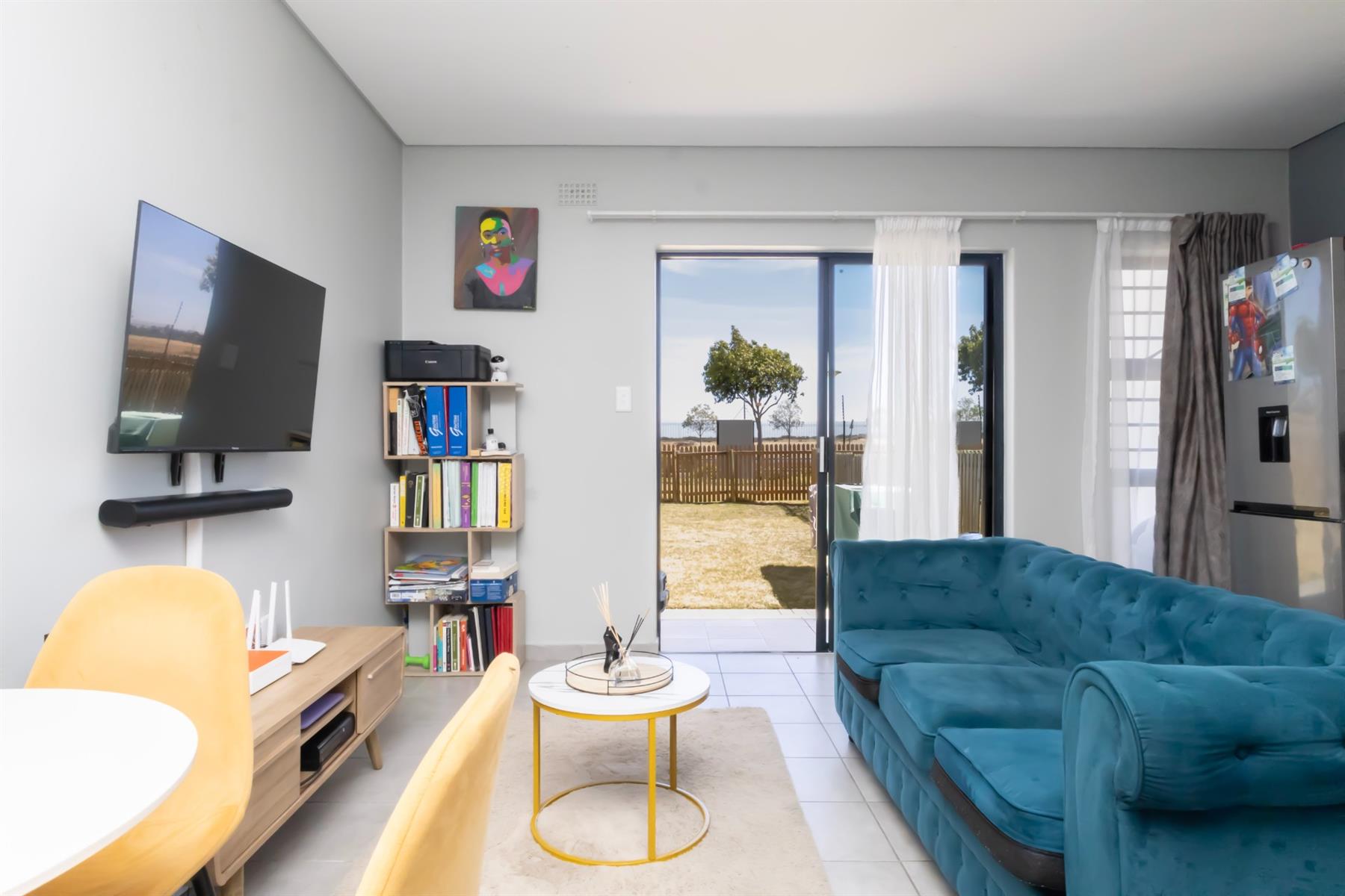 Secure, Spacious 2-Bed Ground Floor Apartment in Parklands, Blouberg