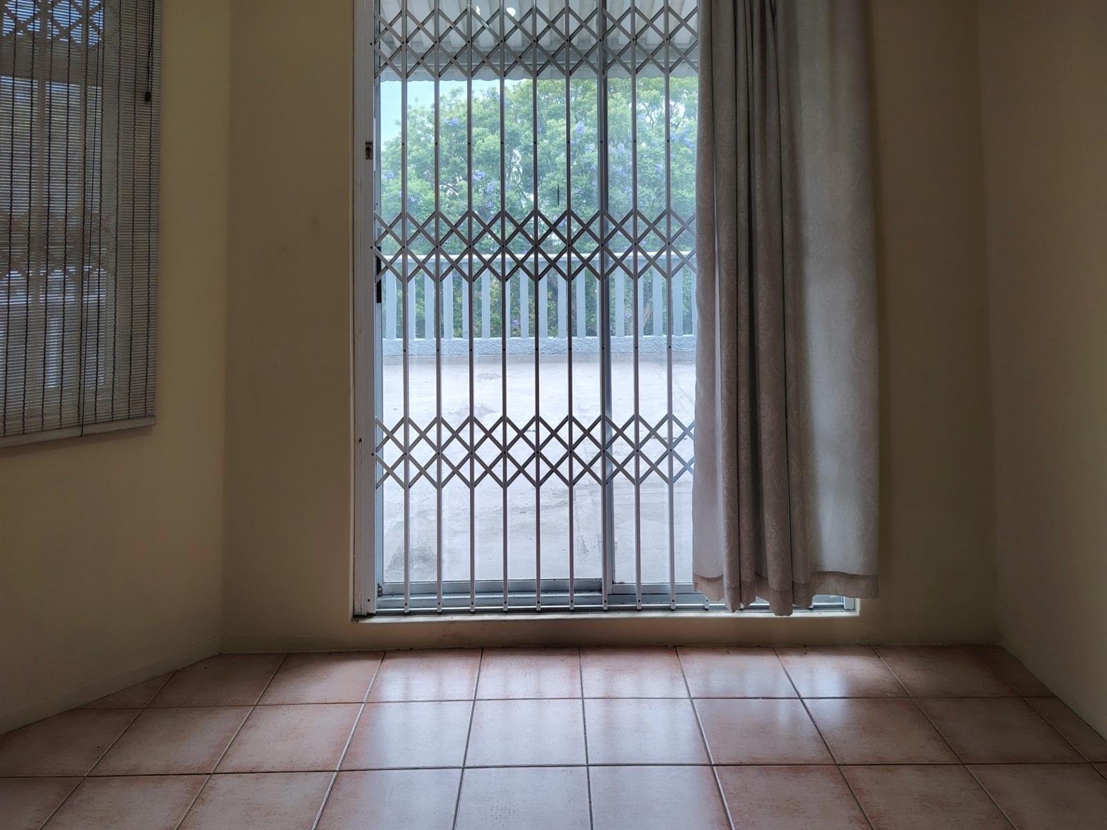 Adorable Apartment For Sale in Morningside, Durban