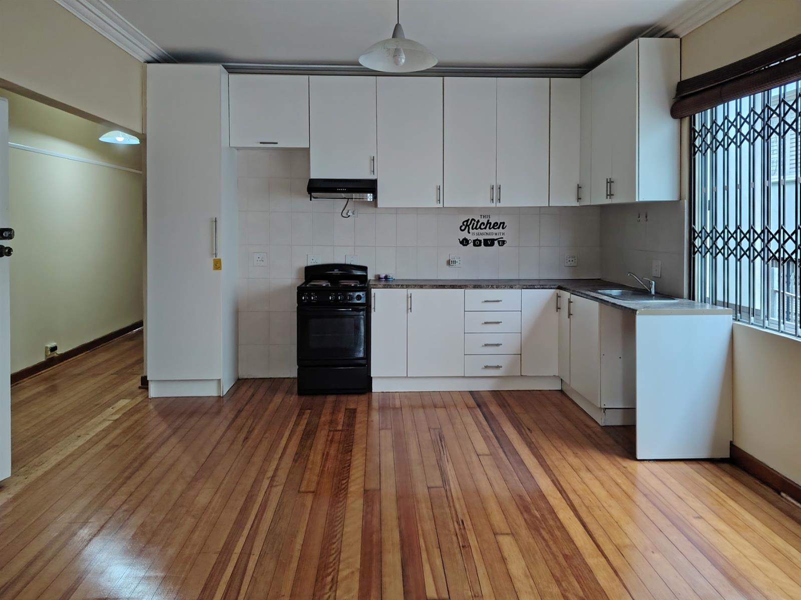 Adorable Apartment For Sale in Morningside, Durban