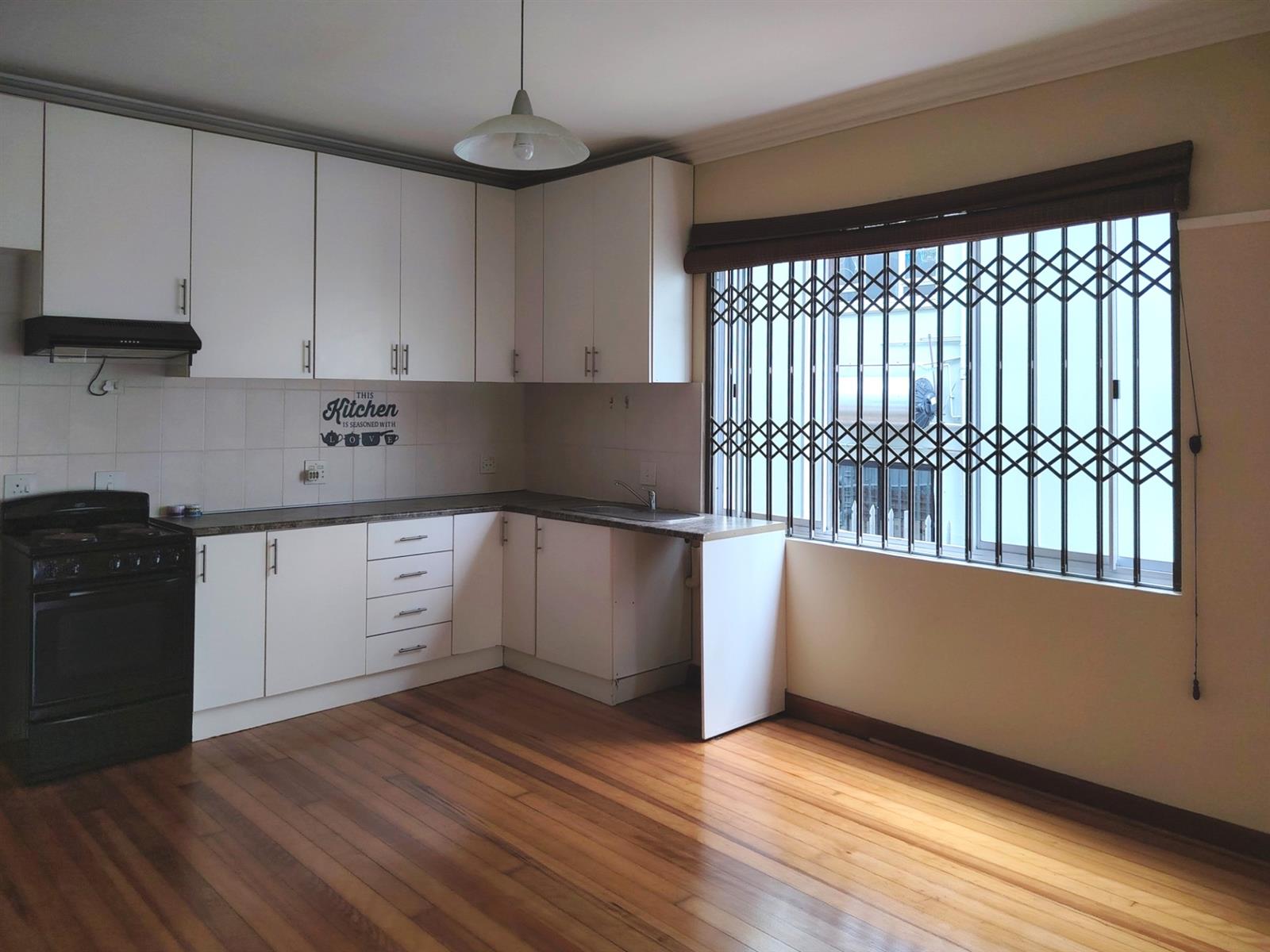 Adorable Apartment For Sale in Morningside, Durban