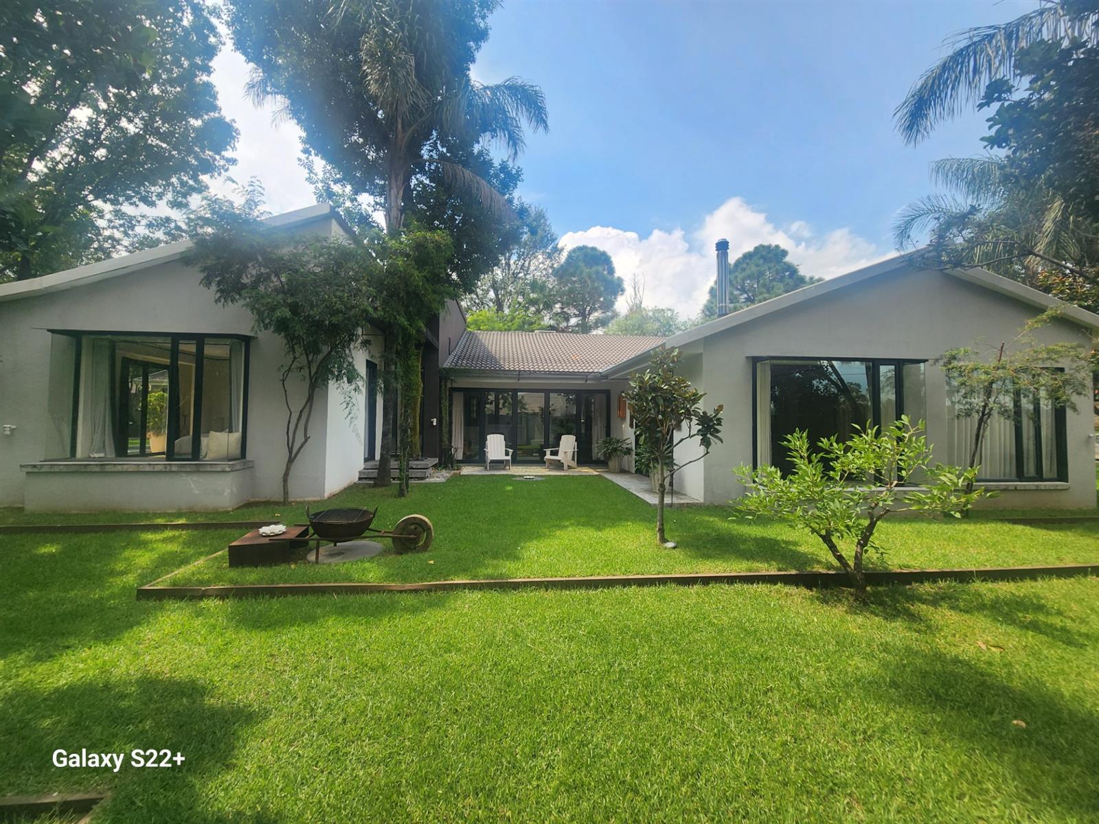 House for sale in Sunninghill, Sandton, 334 m²