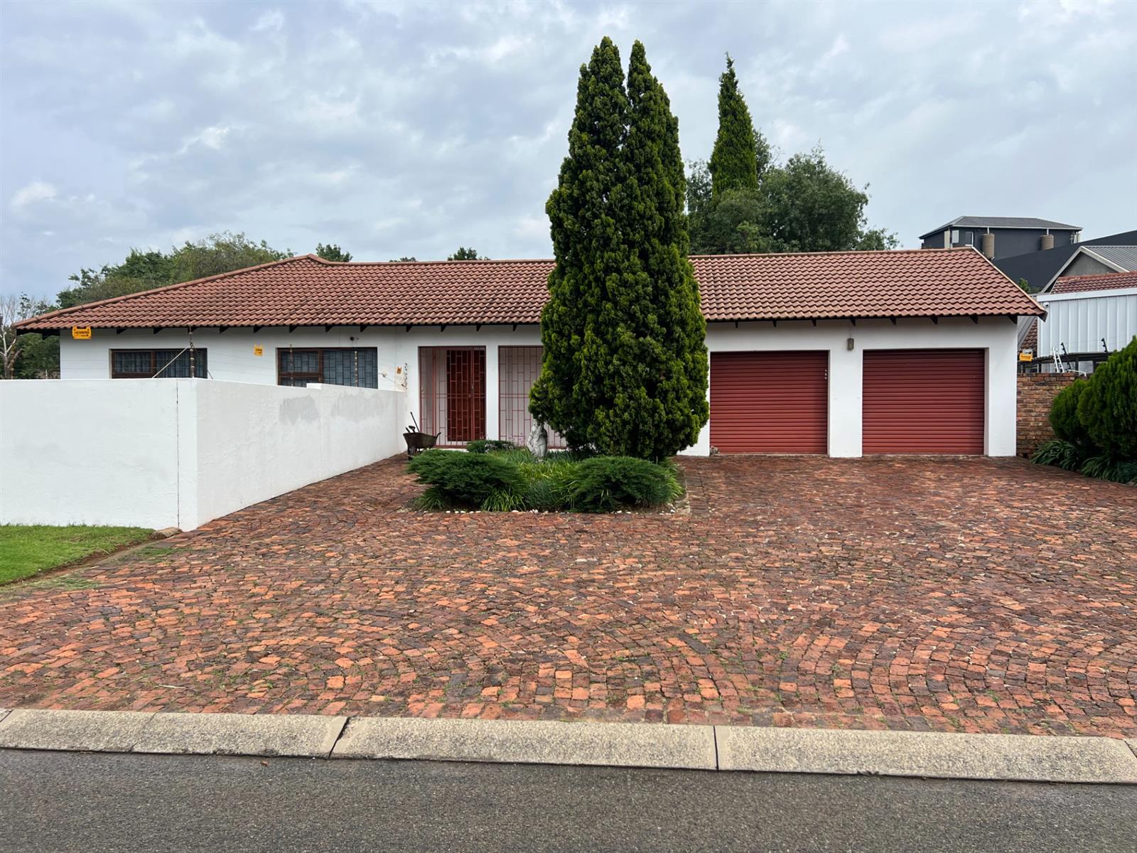 Income-Producing Corner Commercial Property, Halfway House, Midrand