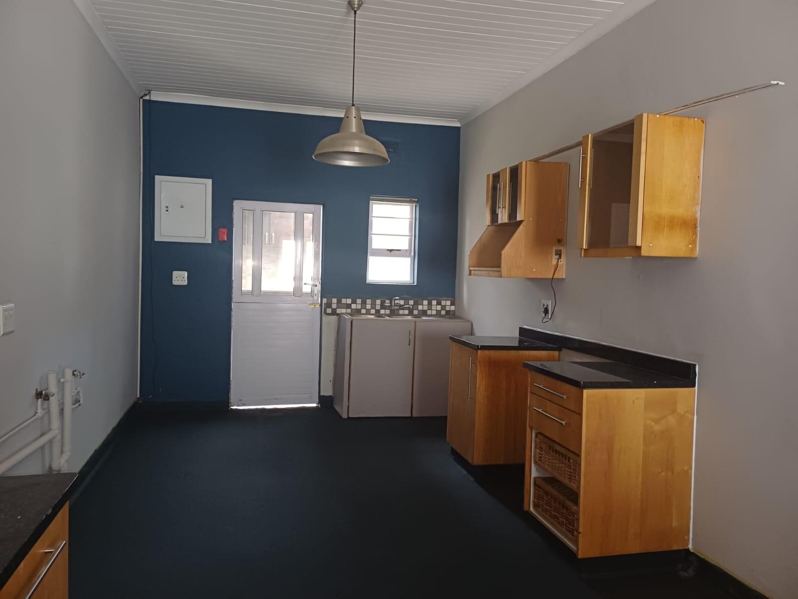 ATTENTION DEVELOPERS AND INVESTORS! PRIME OPPORTUNITY!