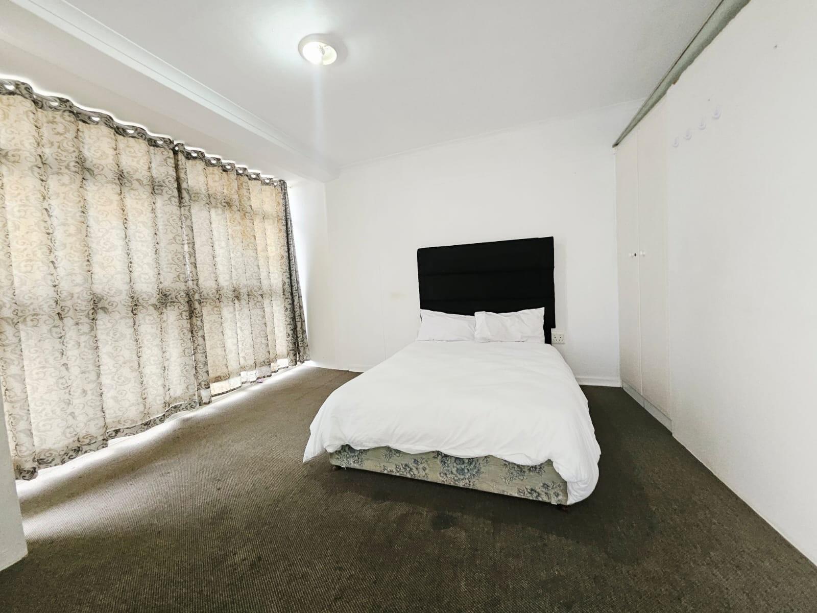 Apartment For Sale in North Beach, Durban, KwaZulu Natal