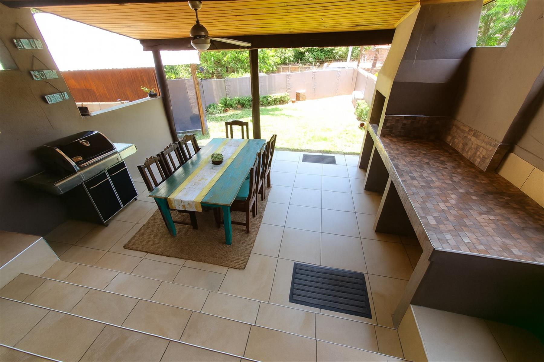 Immaculate townhouse in security complex for sale