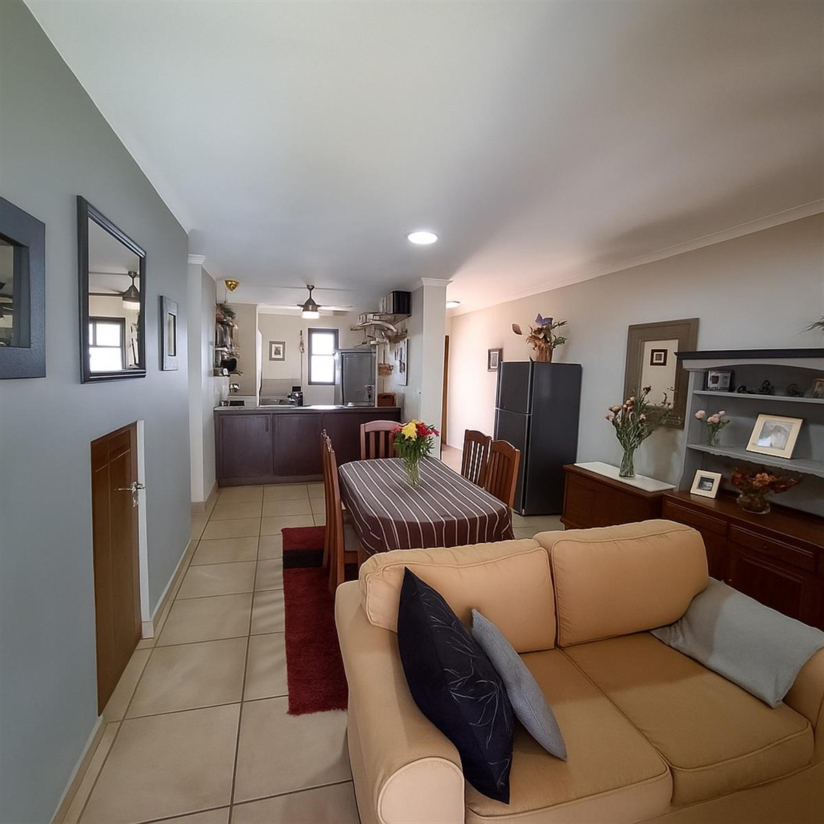 Immaculate townhouse in security complex for sale