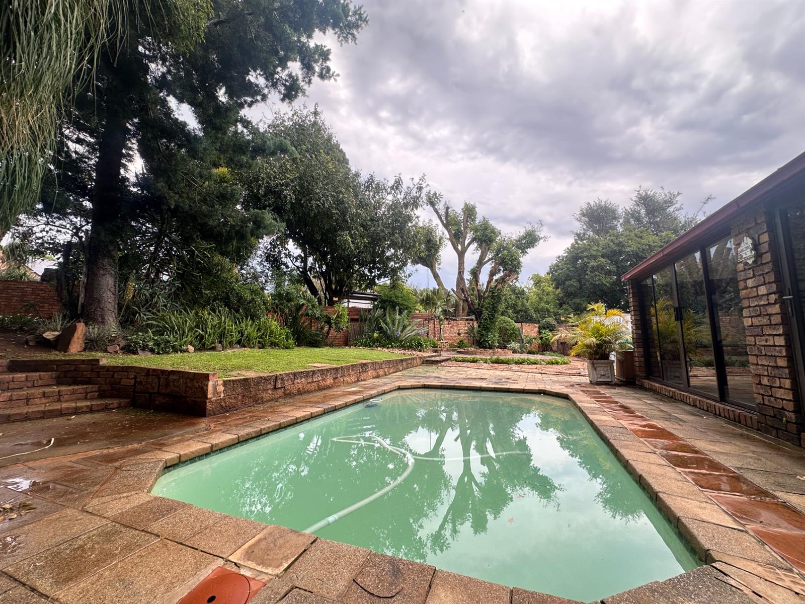 House For Sale in Faerie Glen, Pretoria