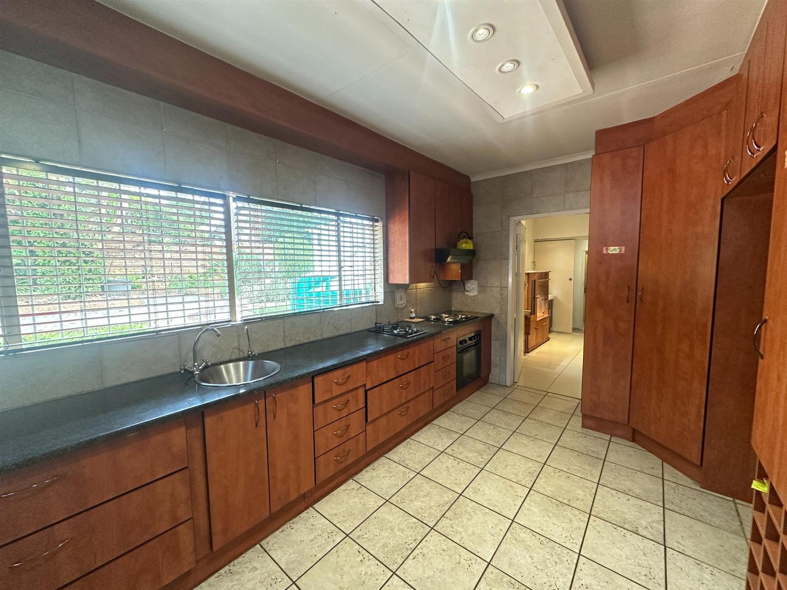 House For Sale in Faerie Glen, Pretoria