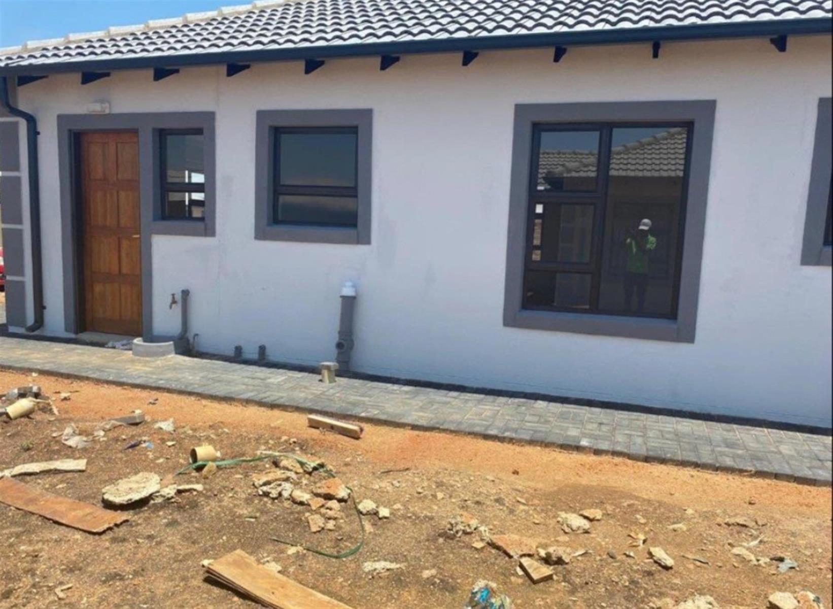BRAND NEW HOUSE! BRAND NEW YOU! BRAND NEW YEAR!