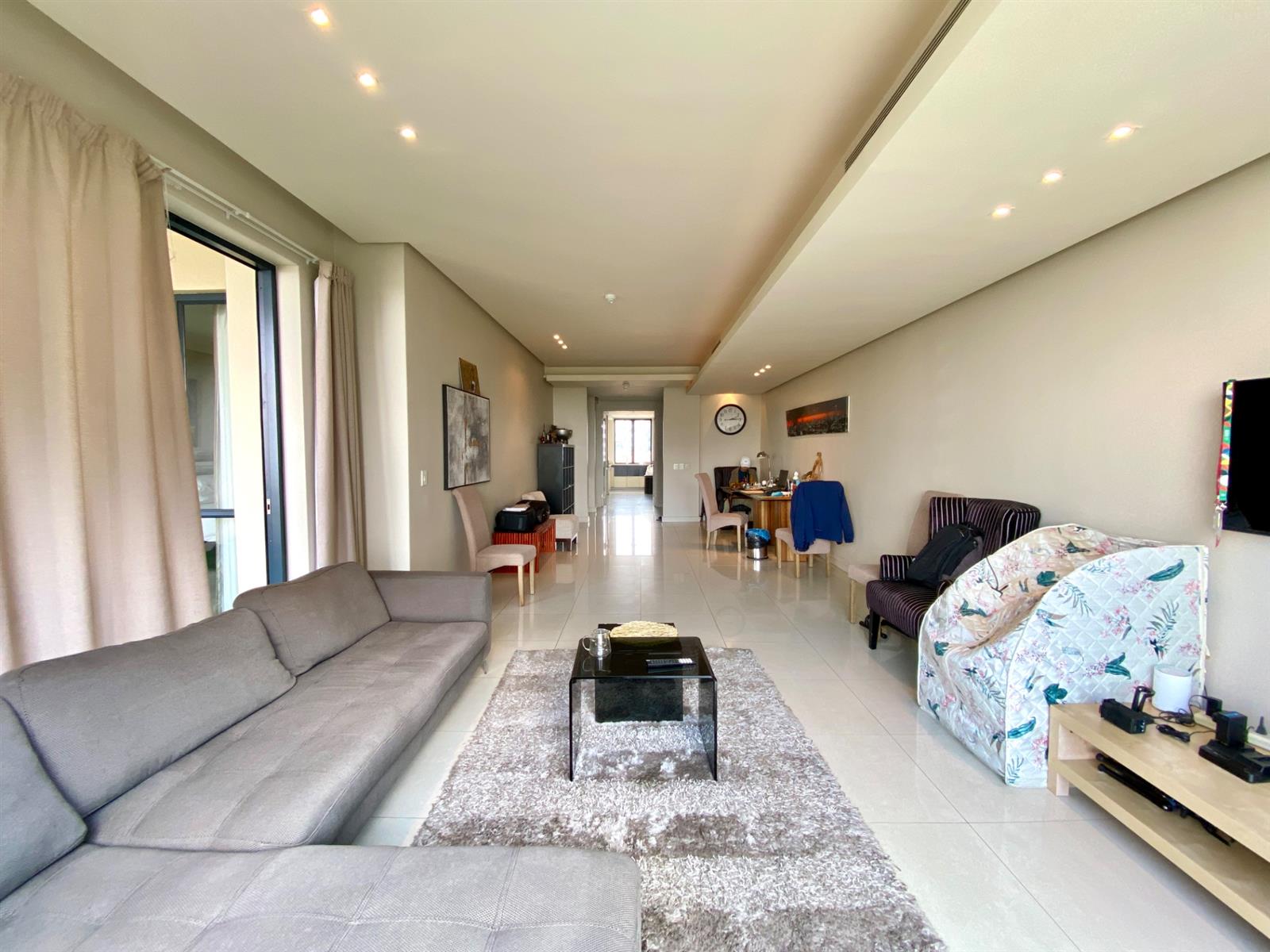 Luxury 2 Bed Apartment For Sale in Morningside, Sandton