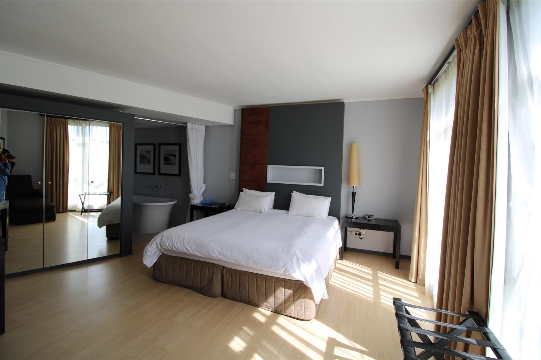 Studio Apartment for sale in Century City, Milnerton, 69 m²