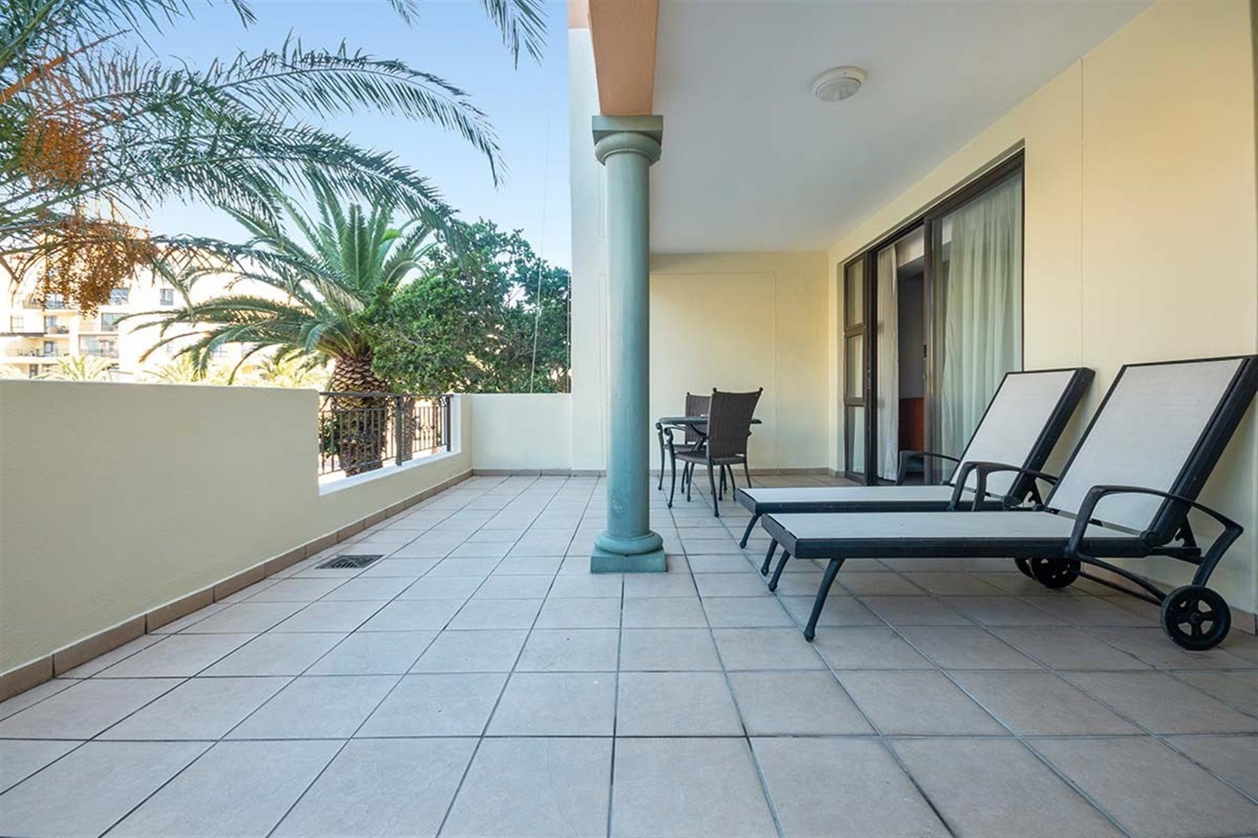 Studio Apartment for sale in Century City, Milnerton, 69 m²